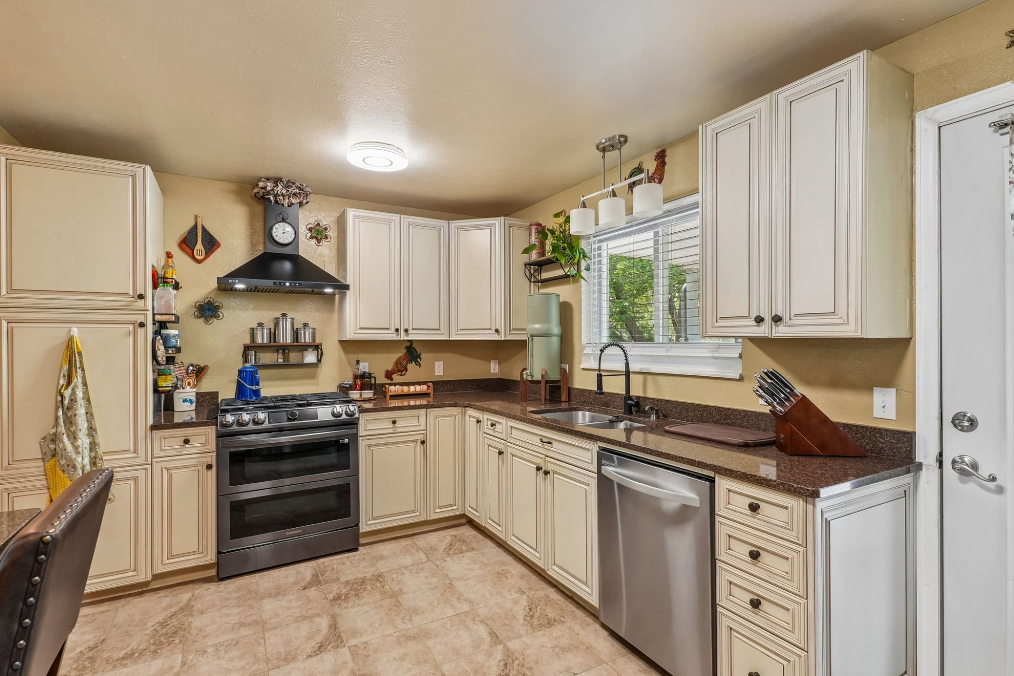 11070 Eudora Circle