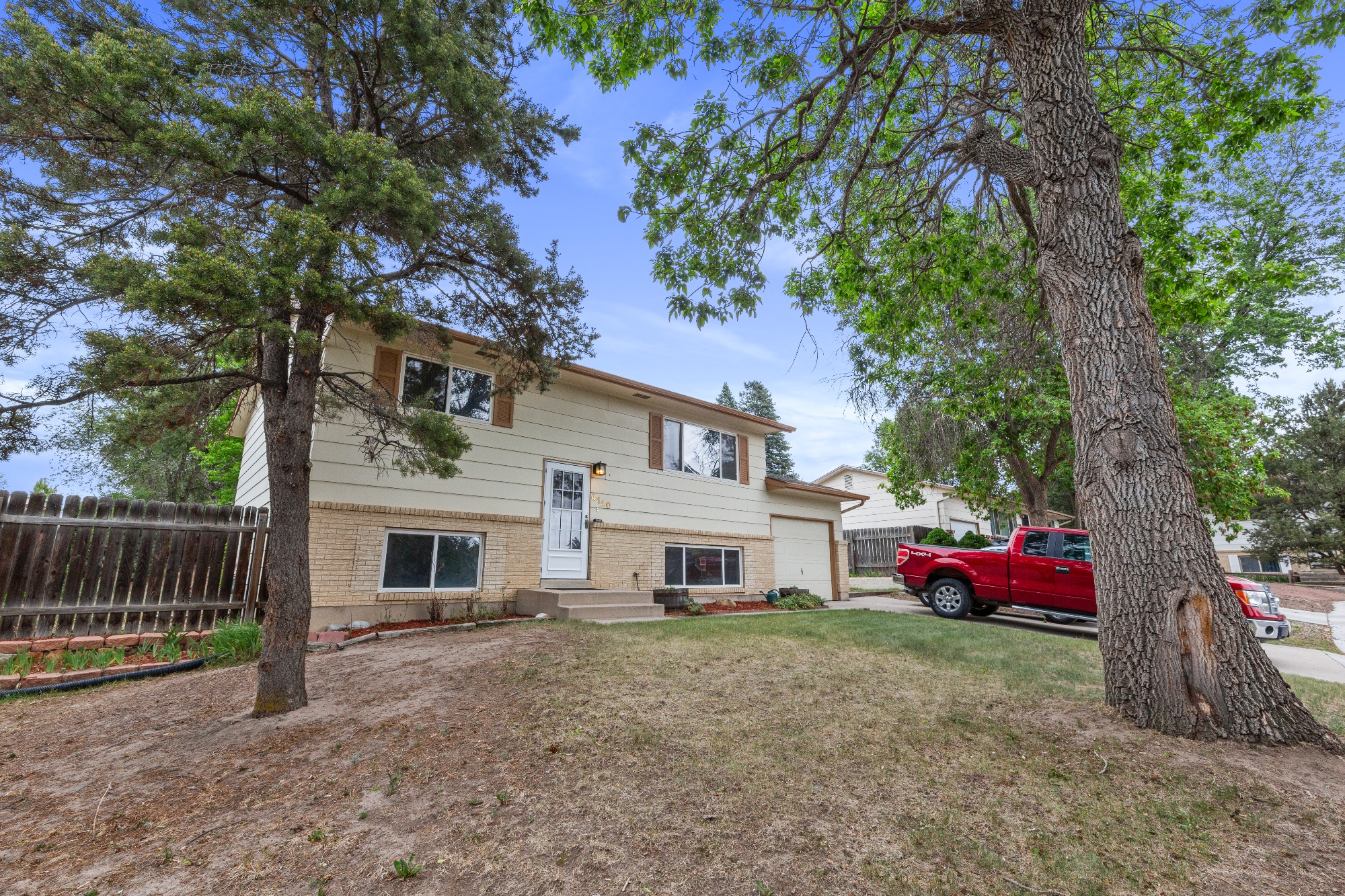 4140 Hamlet Place