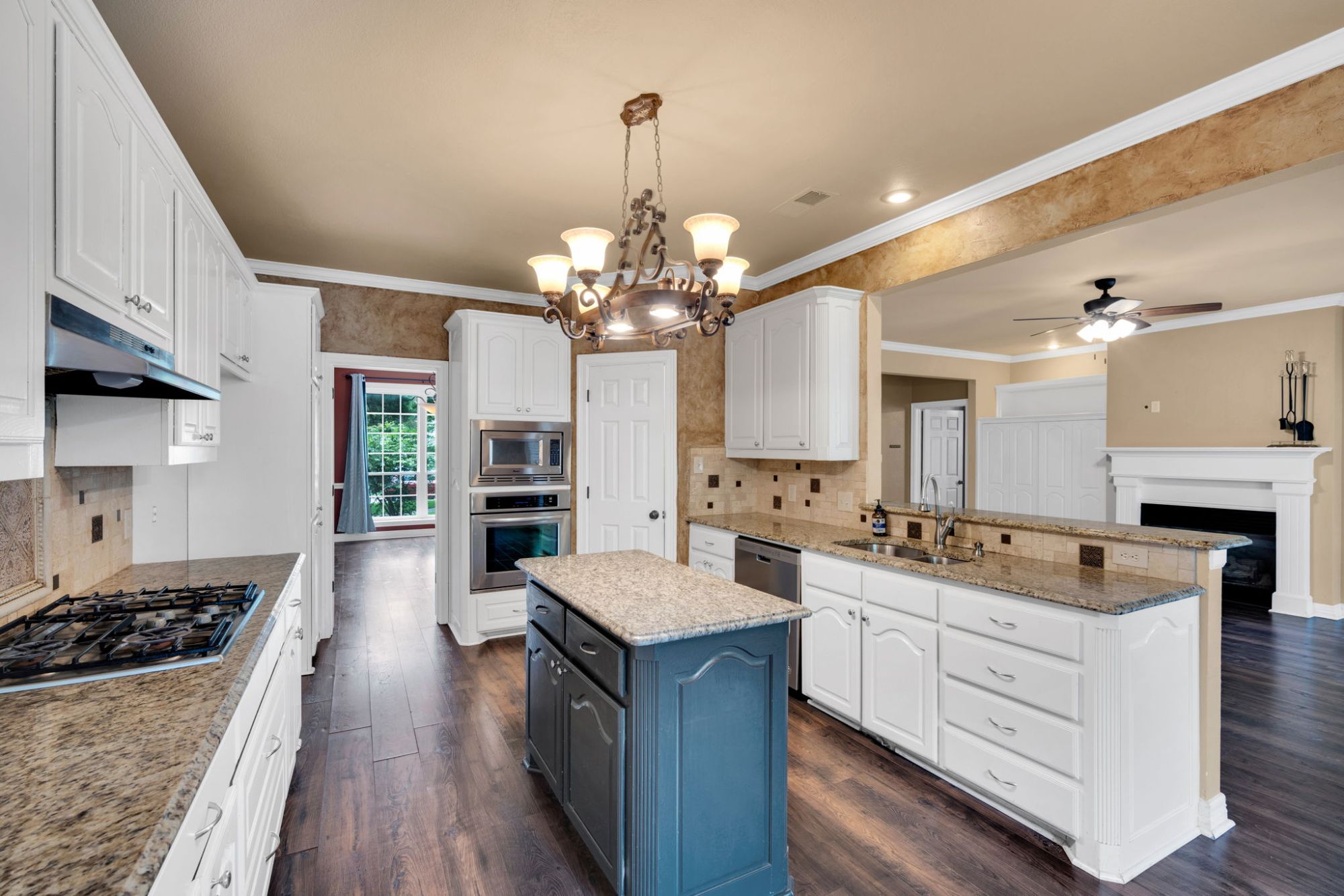 1907 Timber Ridge Court