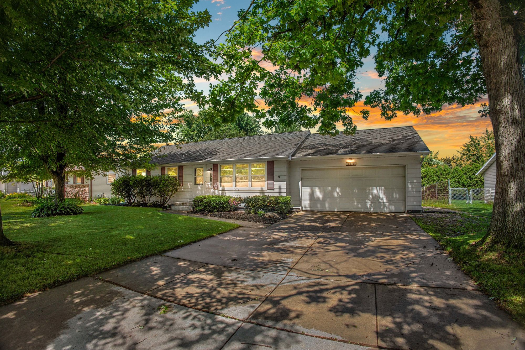 1510 Lindale Lane