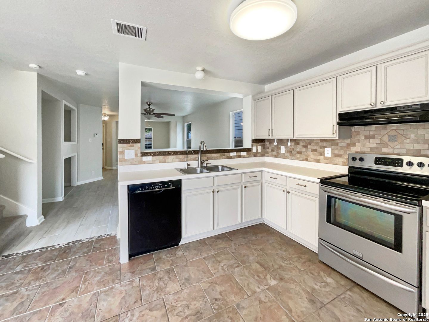 7815 Hedrick Farm
