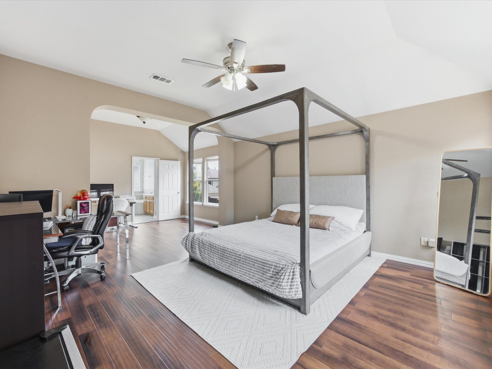 5404 Worley Drive