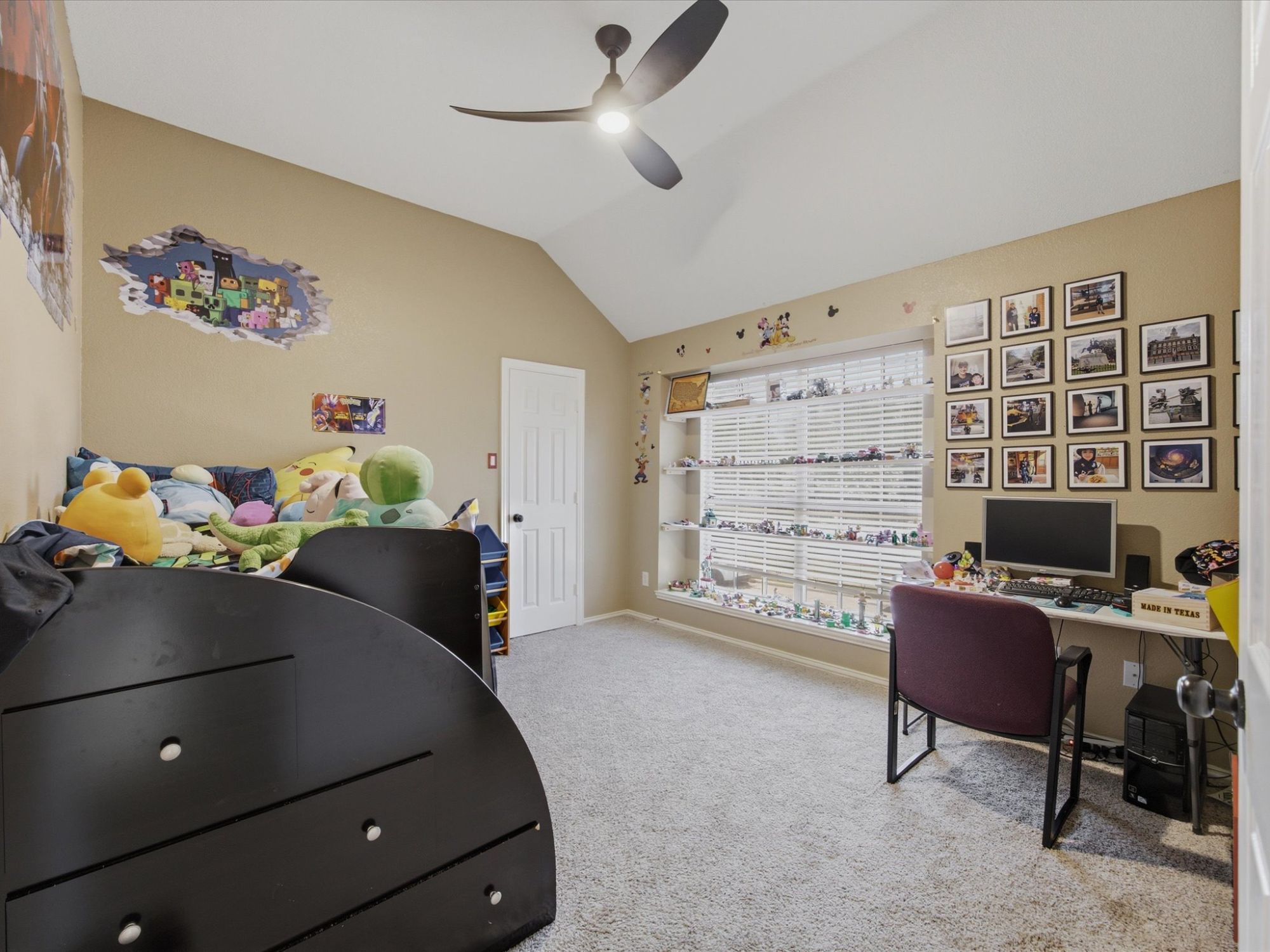 4008 Falcon Ridge Drive