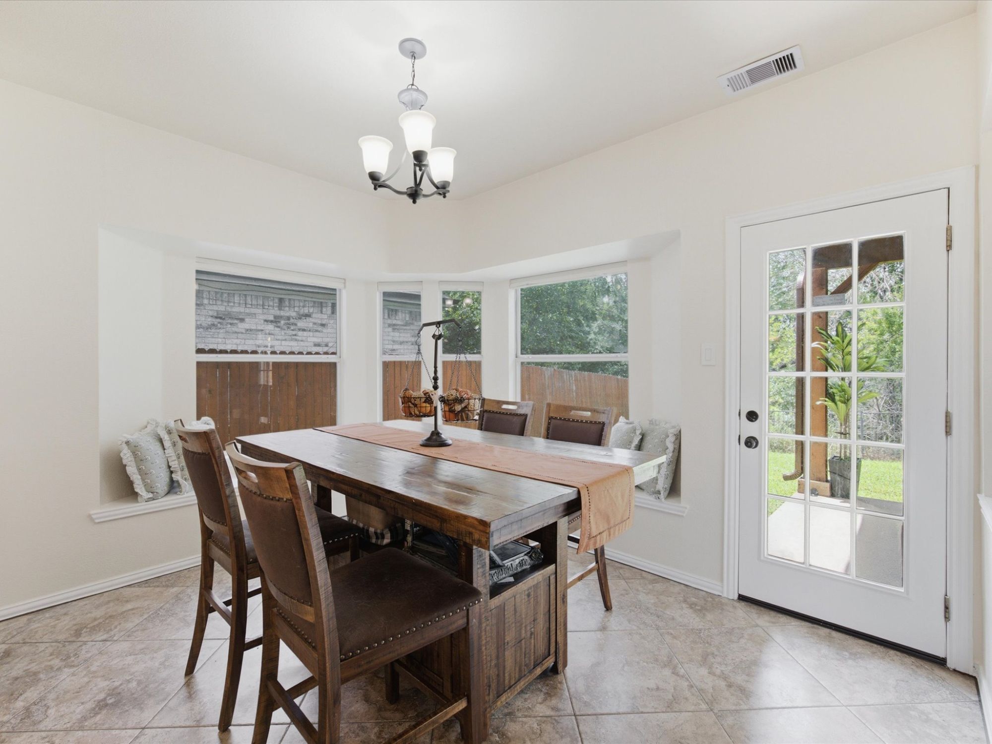 4008 Falcon Ridge Drive