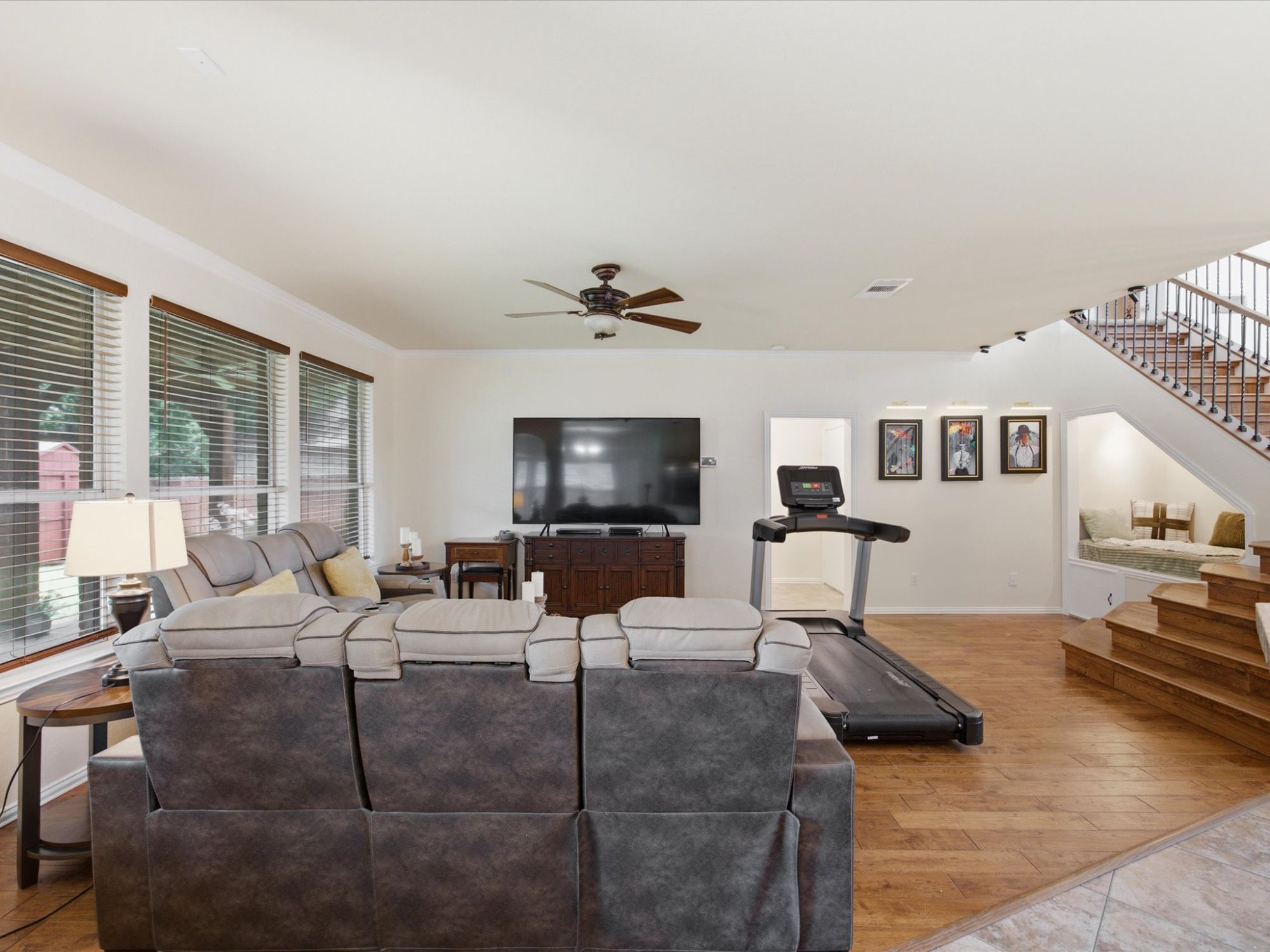 4008 Falcon Ridge Drive