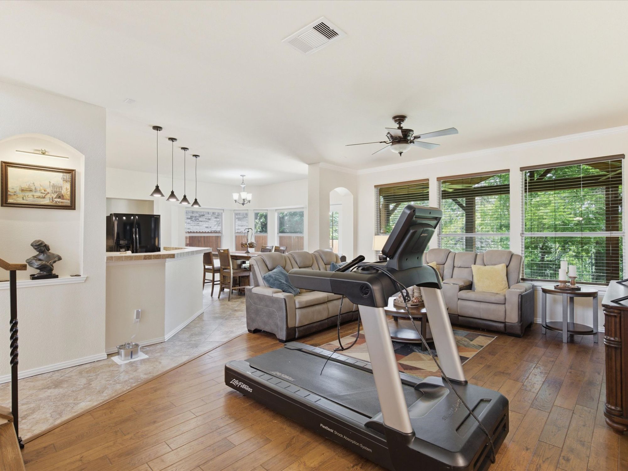 4008 Falcon Ridge Drive