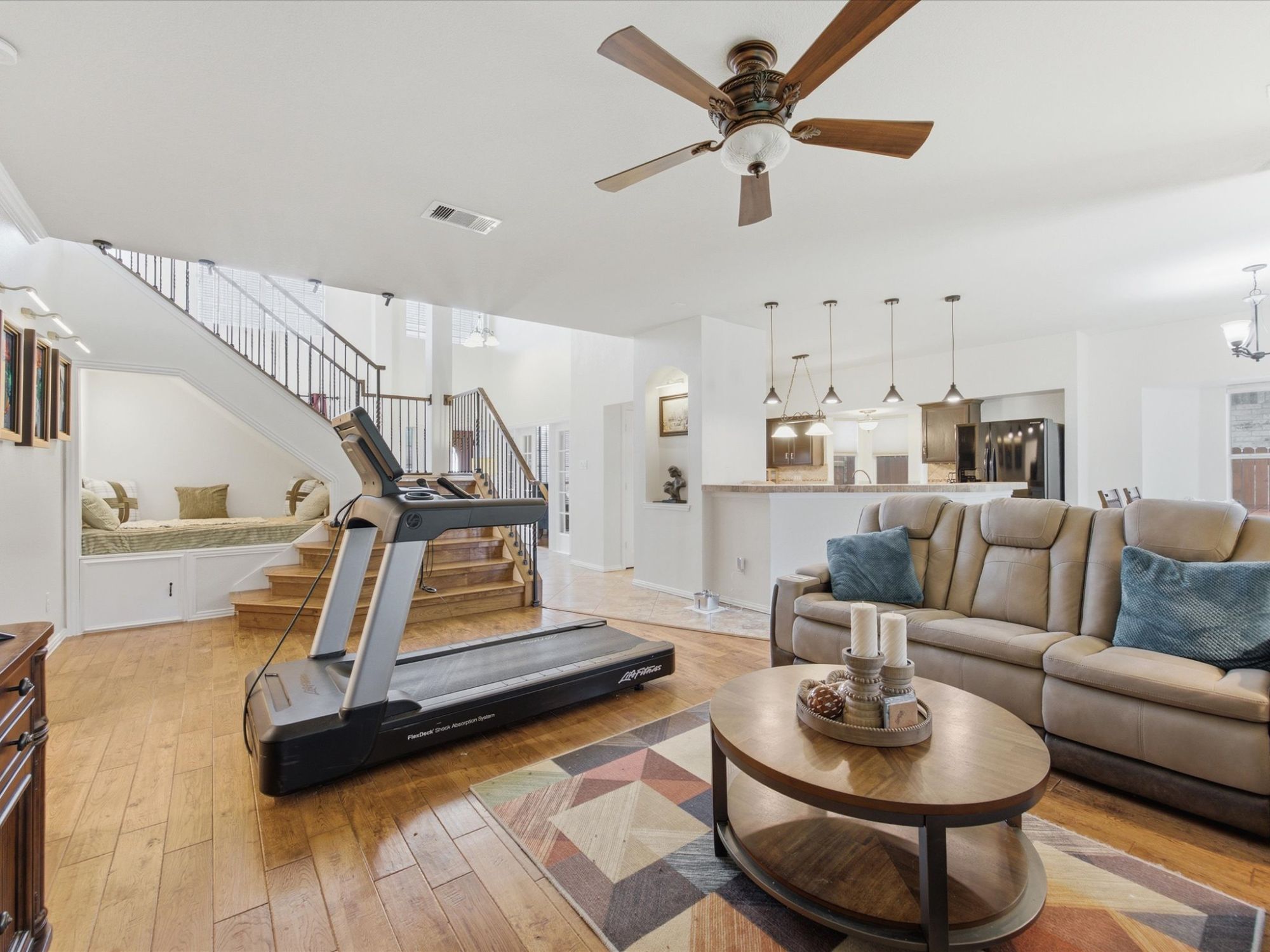 4008 Falcon Ridge Drive