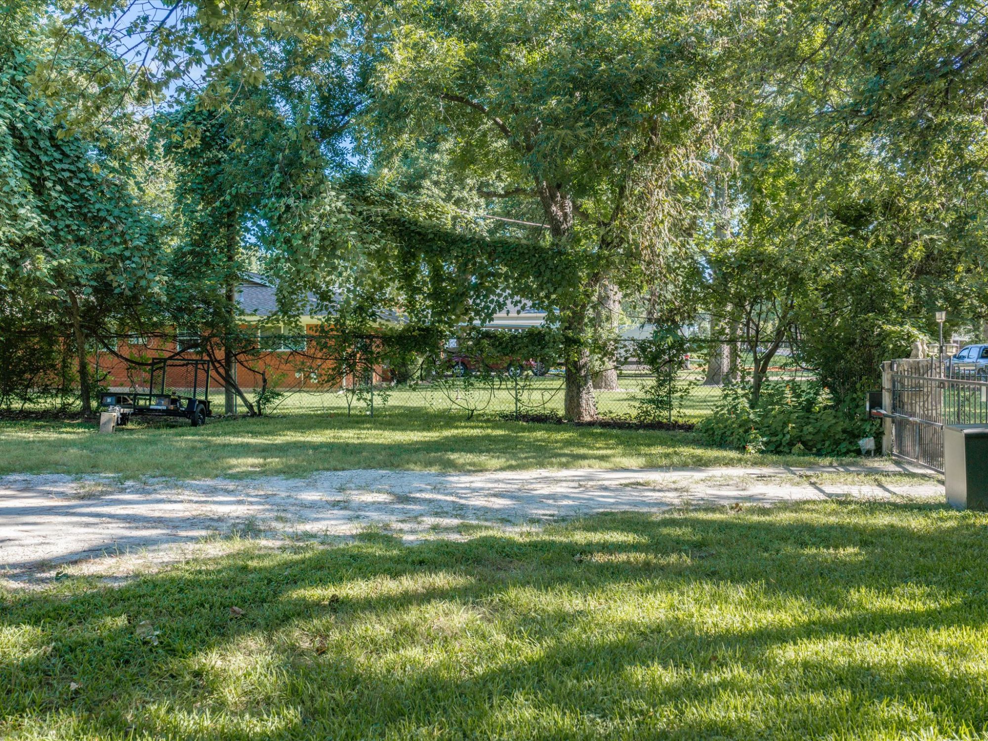 6000 Bettinger Drive