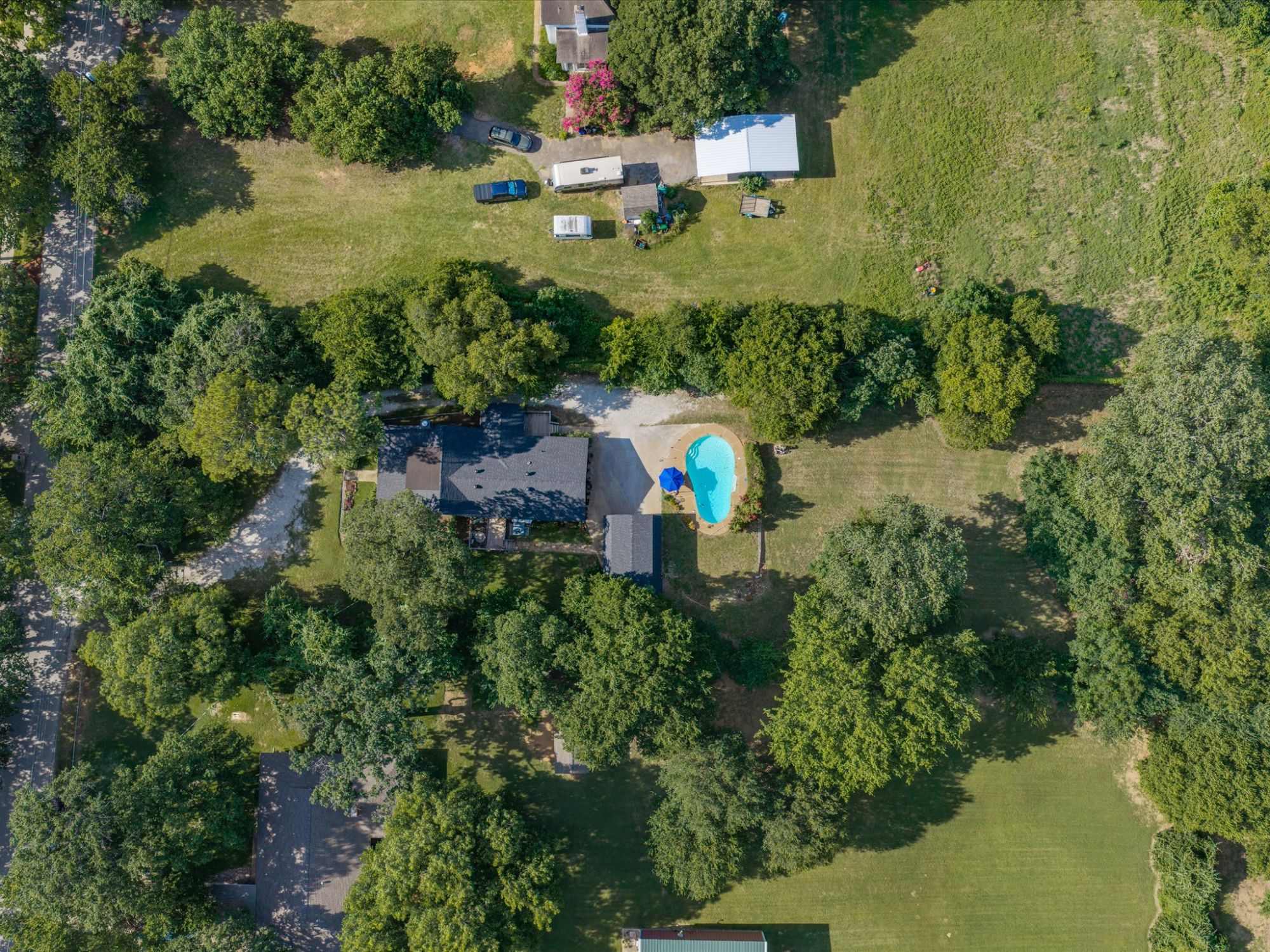 6000 Bettinger Drive