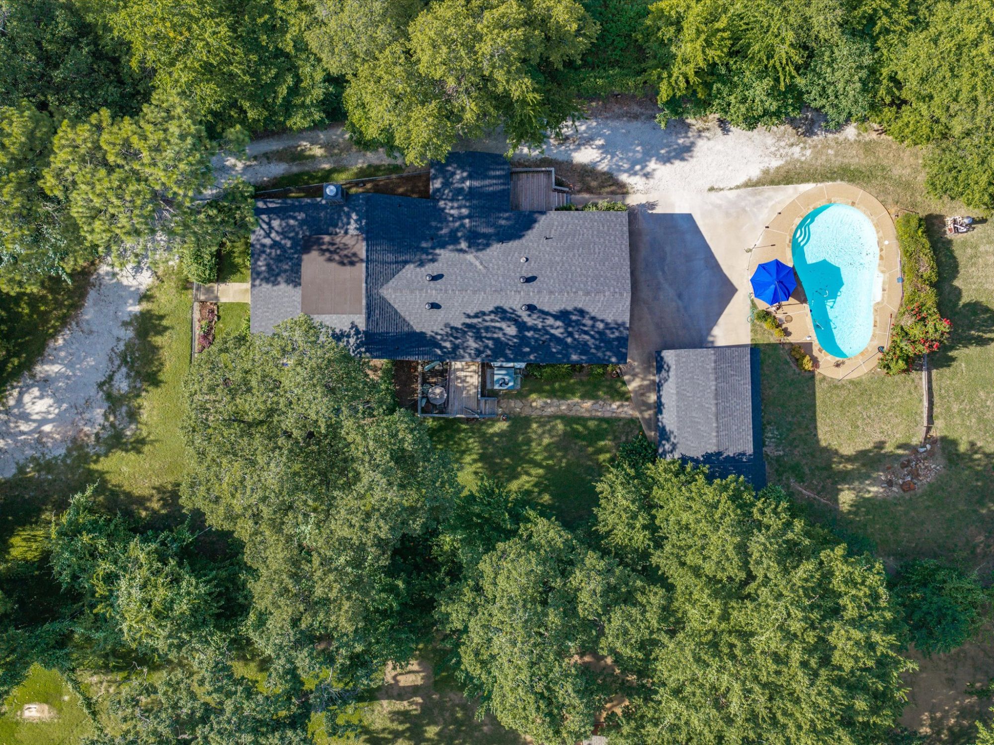 6000 Bettinger Drive