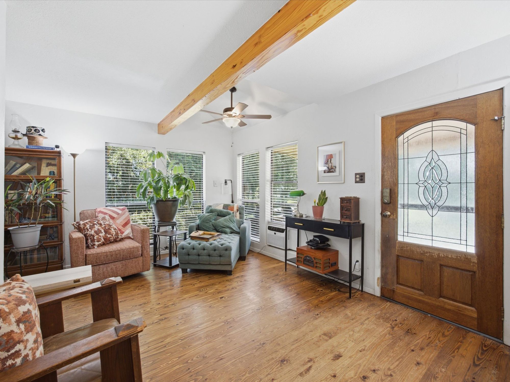 6000 Bettinger Drive