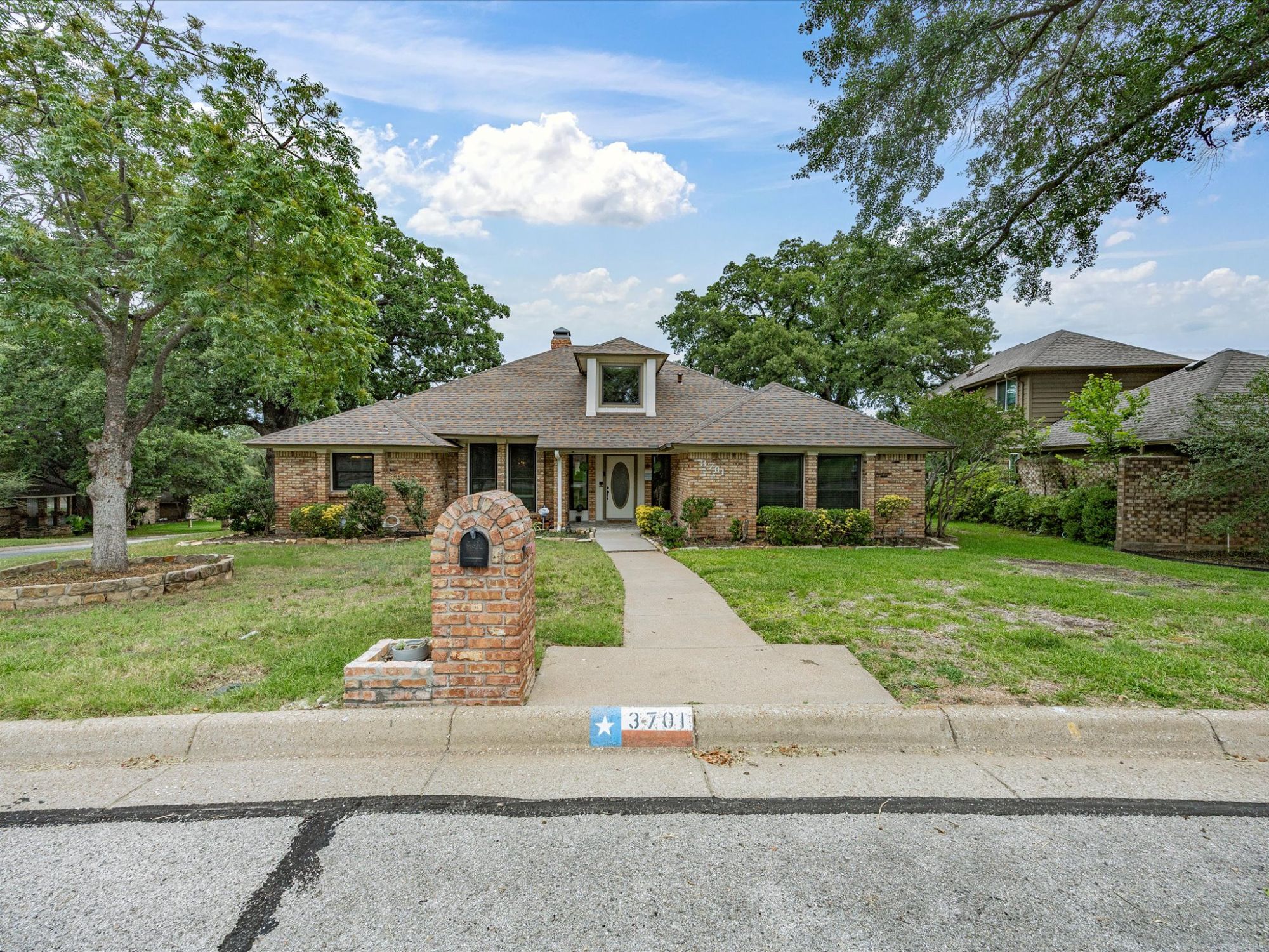 3701 Waycross Court