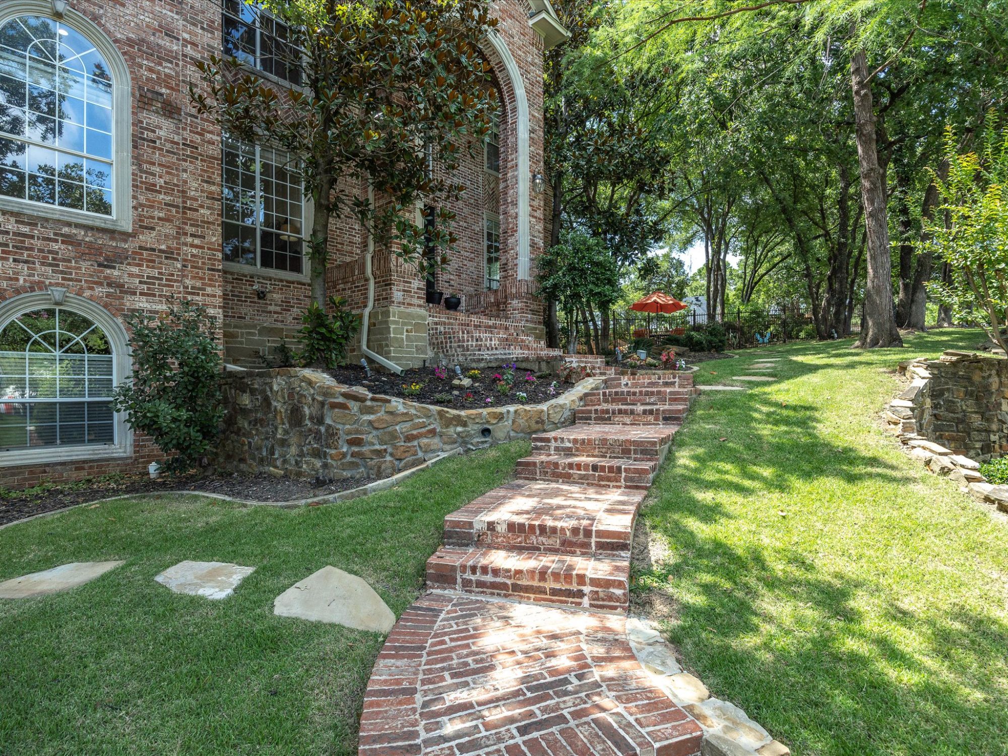 4105 Inwood Lane