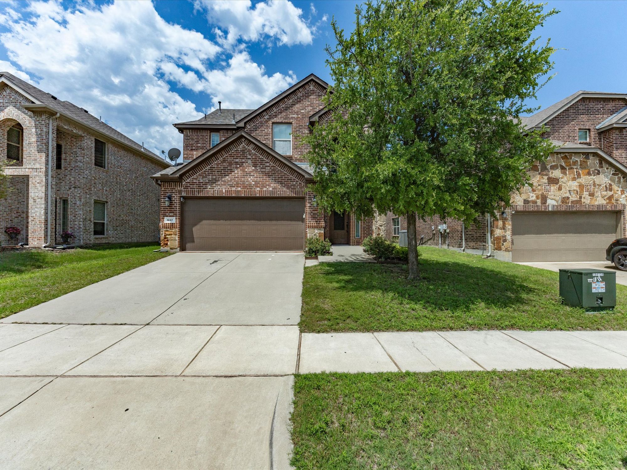 617 Blue Teal Place