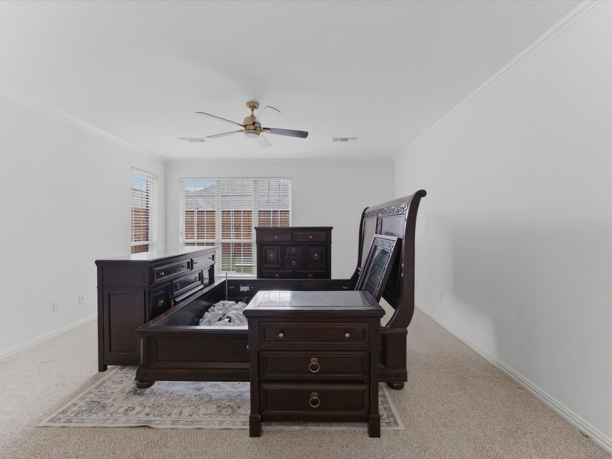 1120 Golden Sunset Court