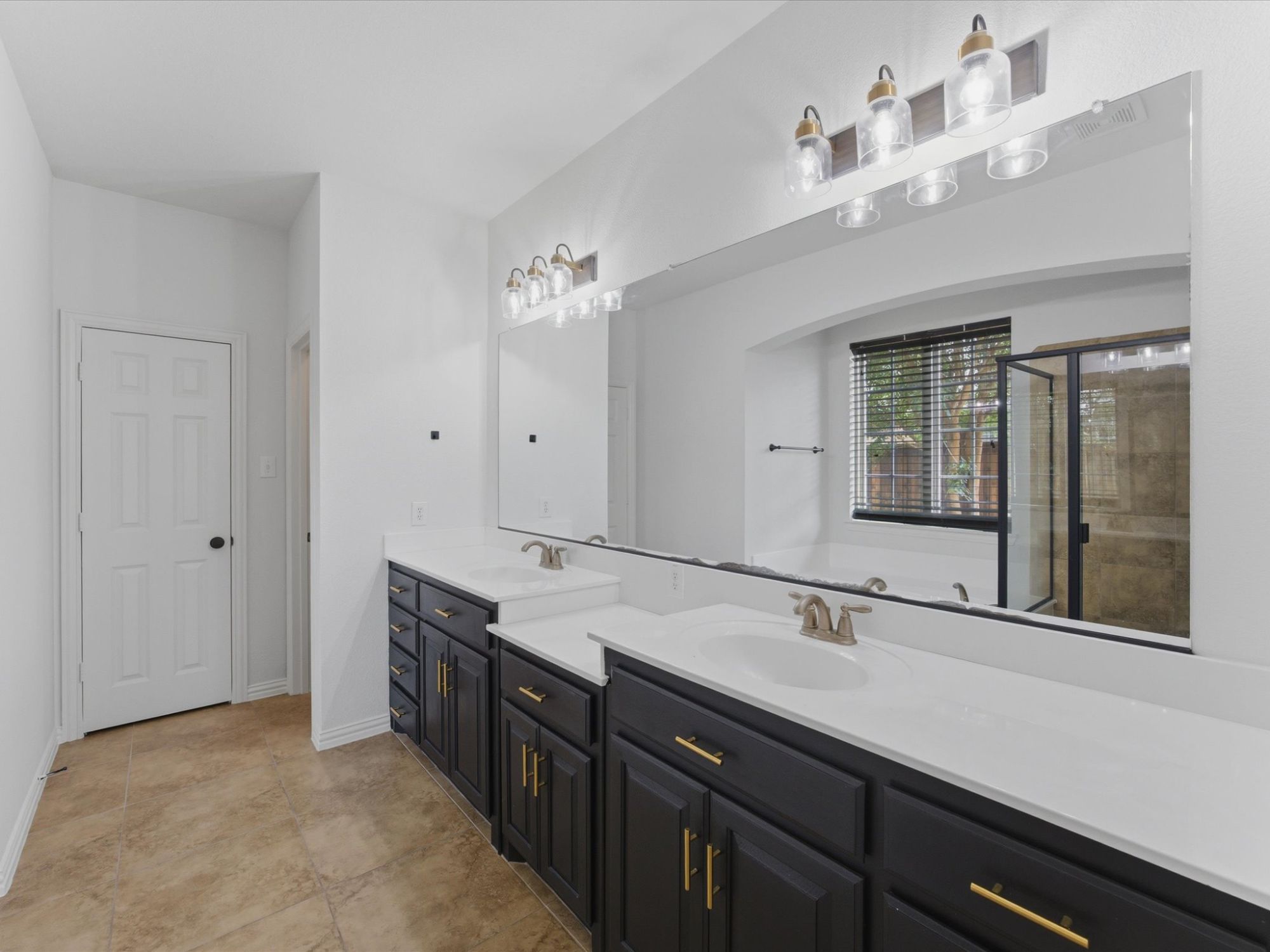 1120 Golden Sunset Court