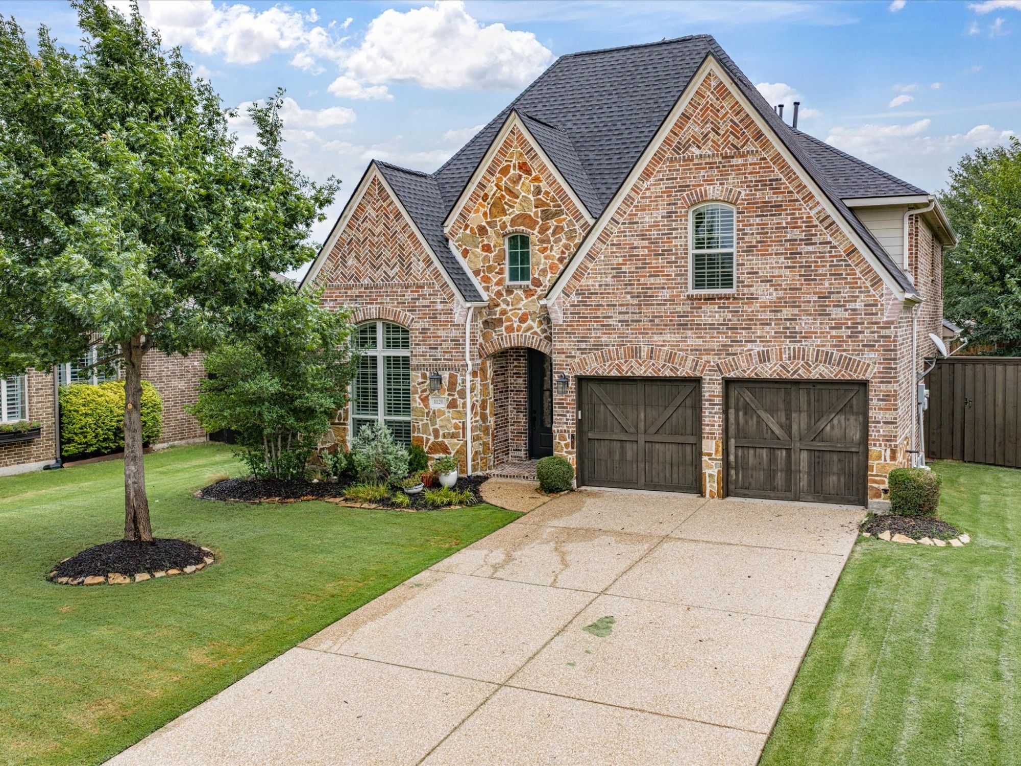 1120 Golden Sunset Court