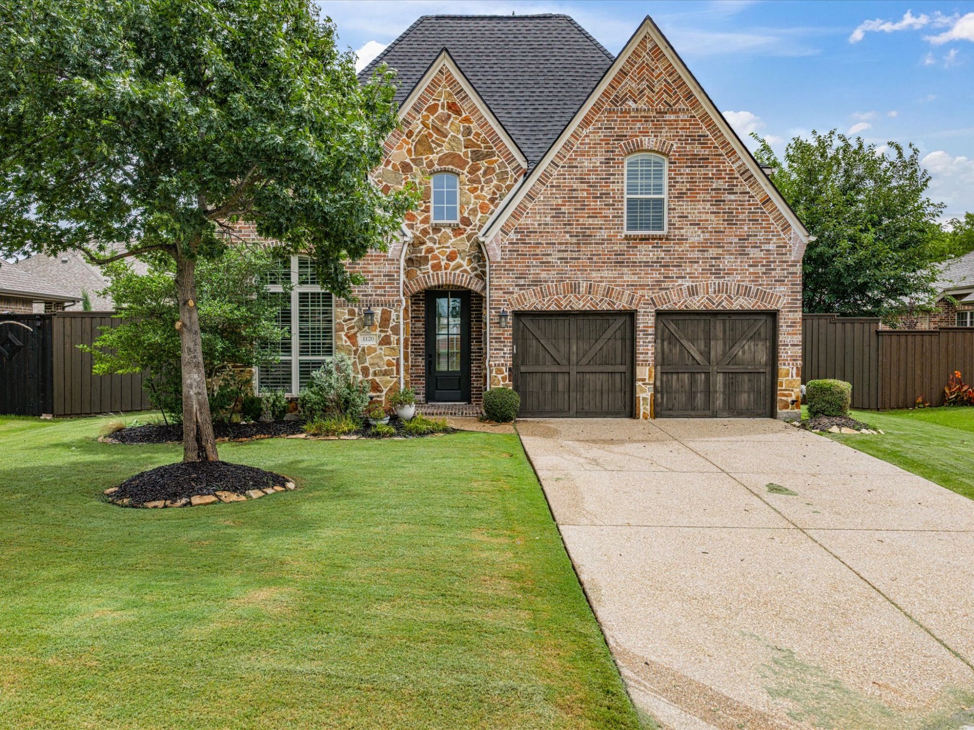 1120 Golden Sunset Court
