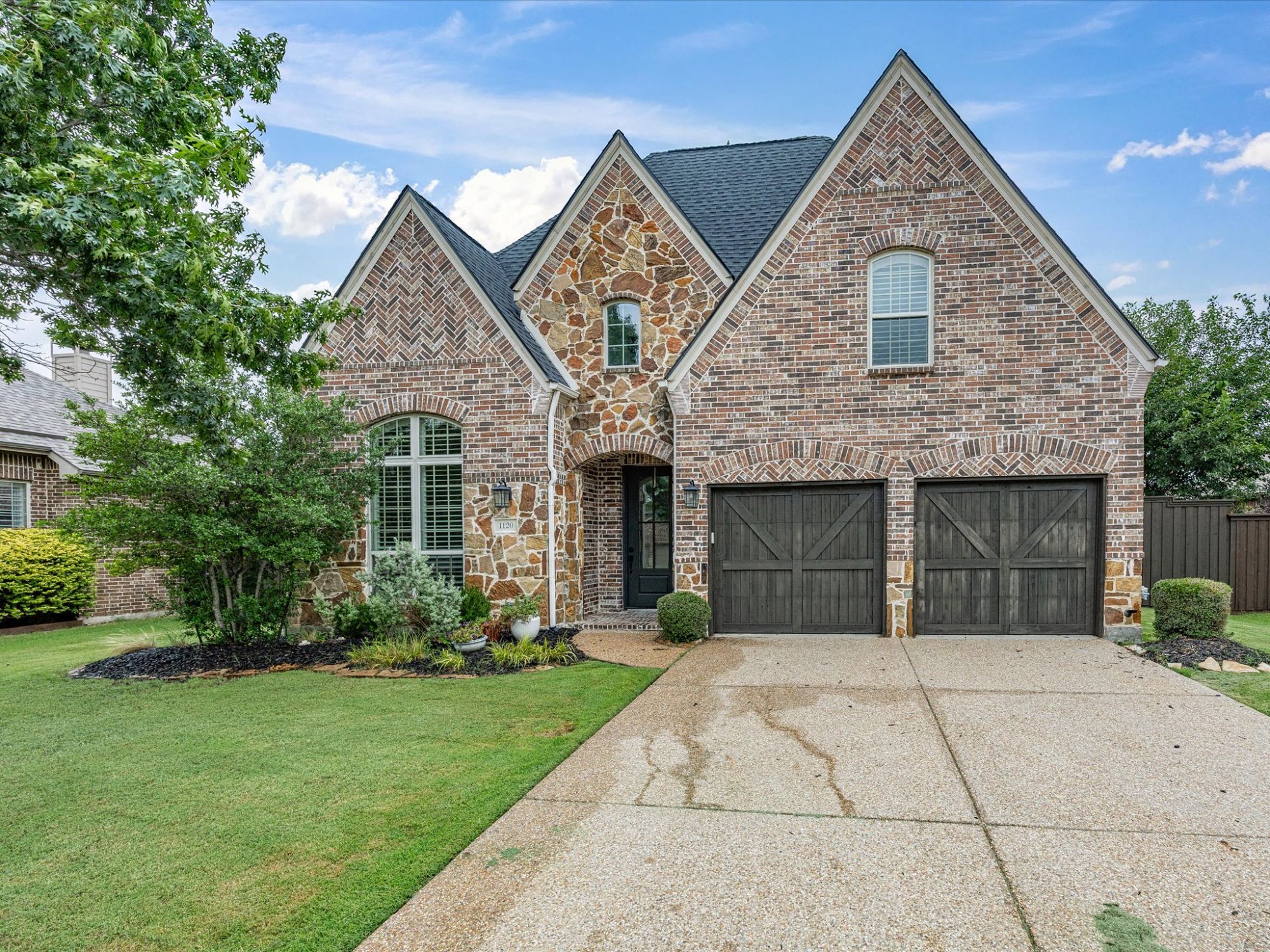 1120 Golden Sunset Court