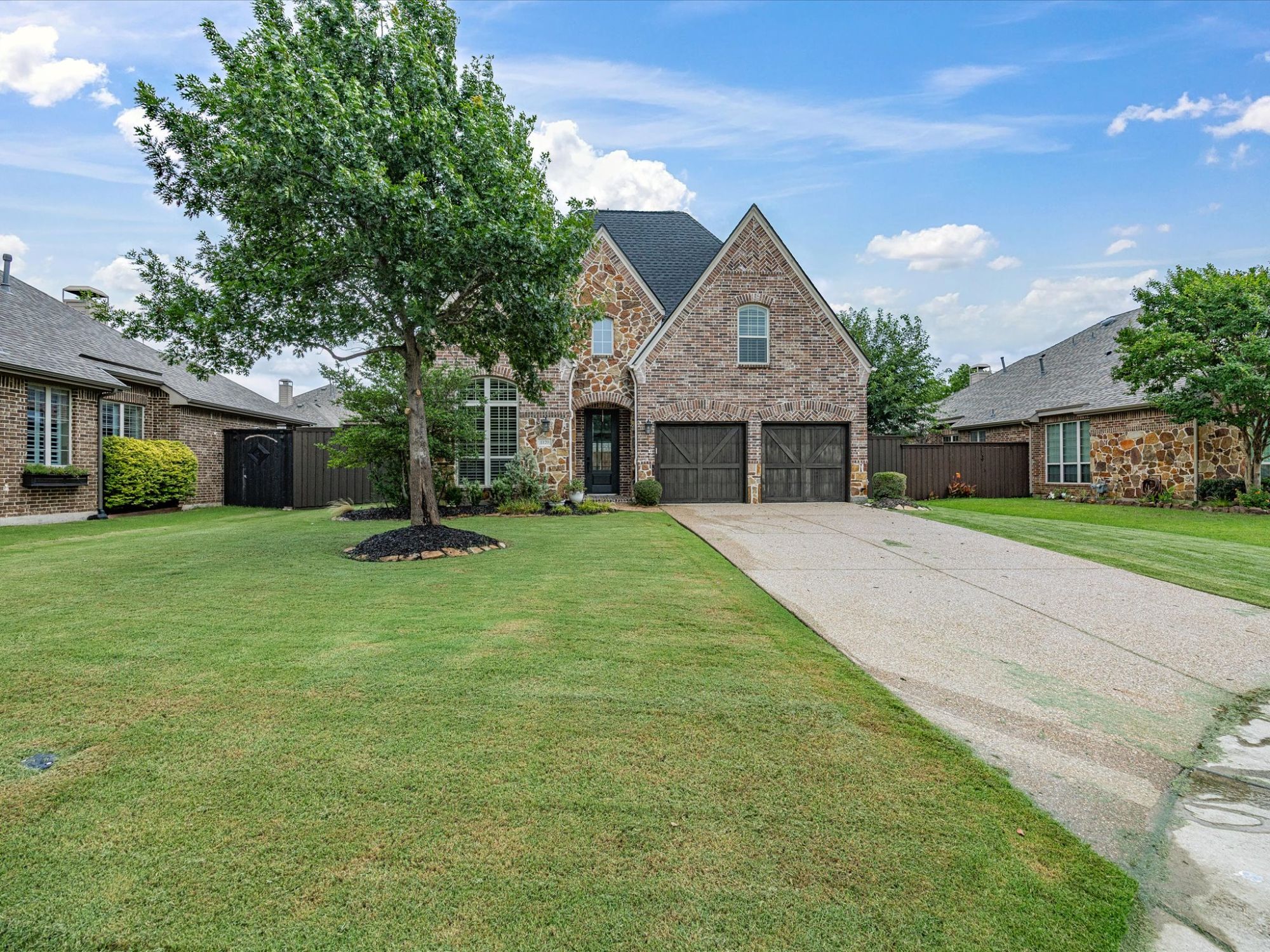 1120 Golden Sunset Court