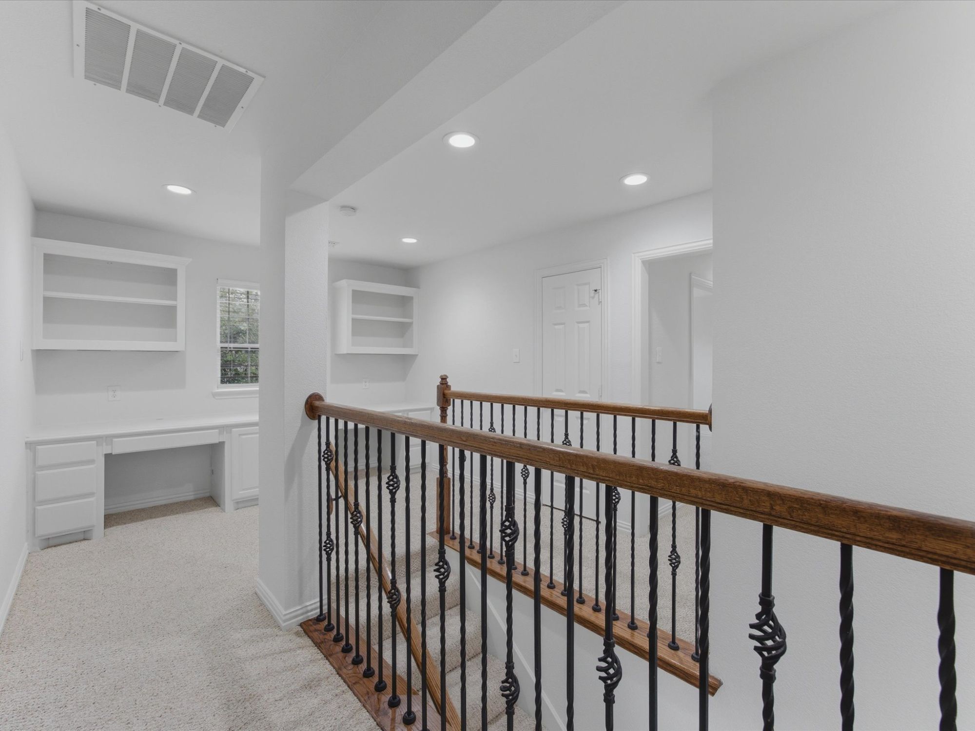 1120 Golden Sunset Court