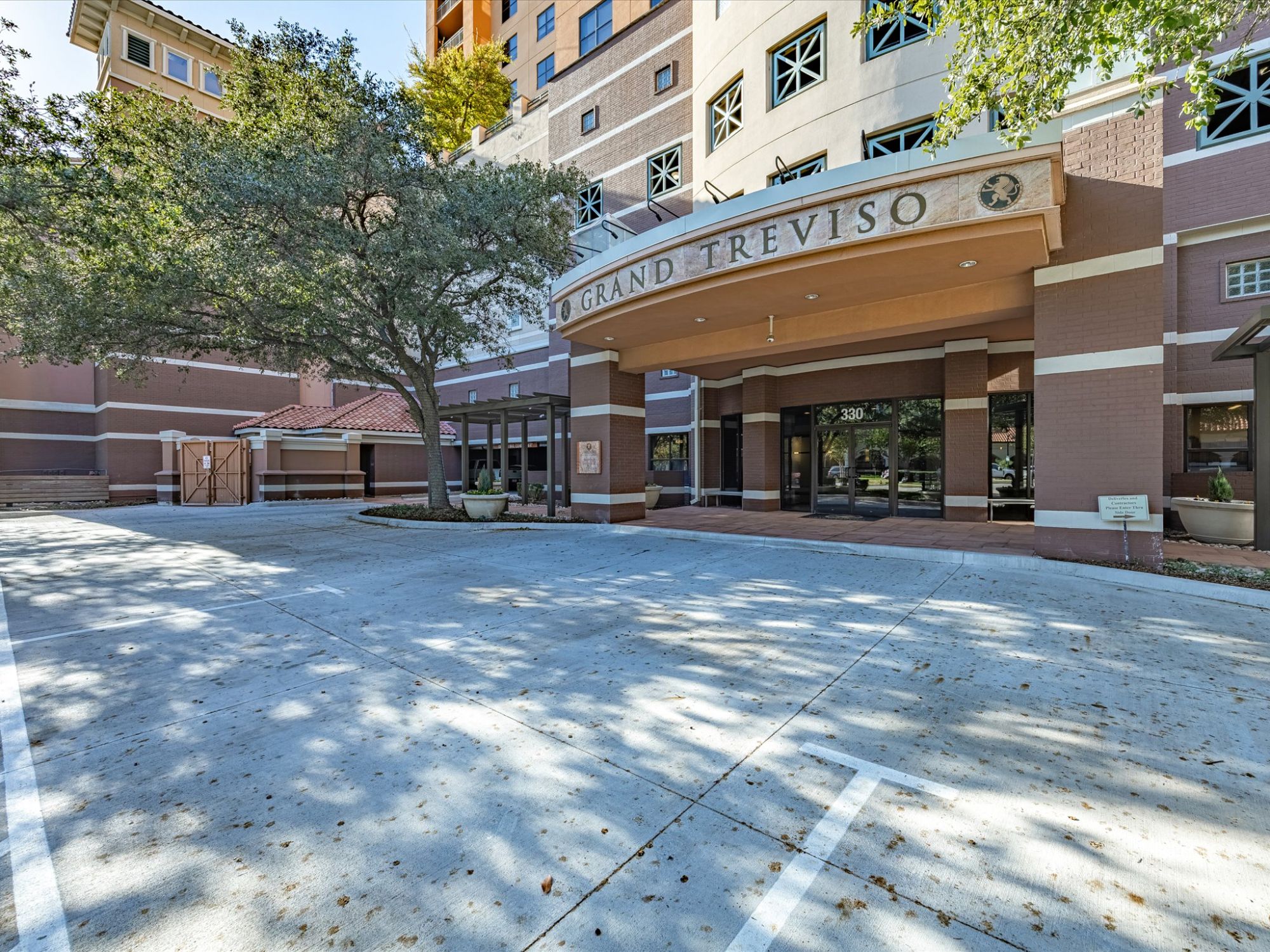 330 Las Colinas Boulevard unit #614