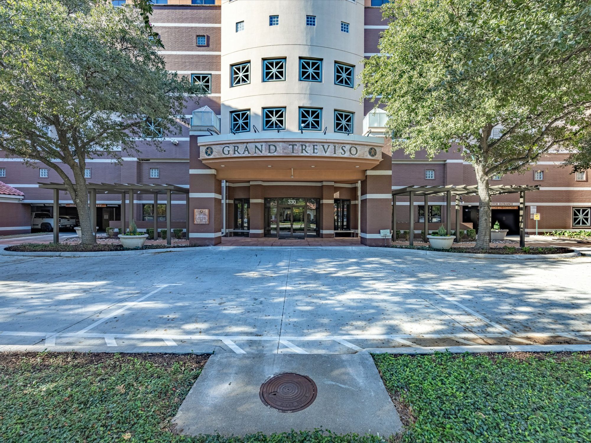 330 Las Colinas Boulevard unit #614