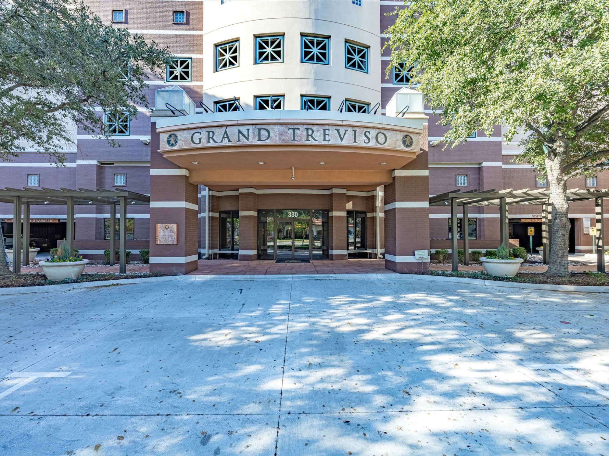 330 Las Colinas Boulevard unit #614