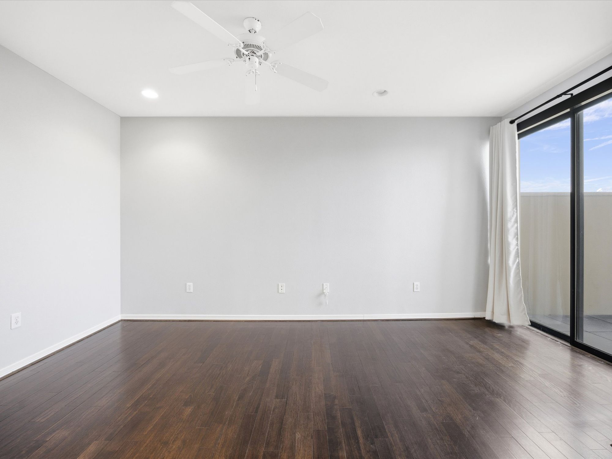 330 Las Colinas Boulevard unit #614