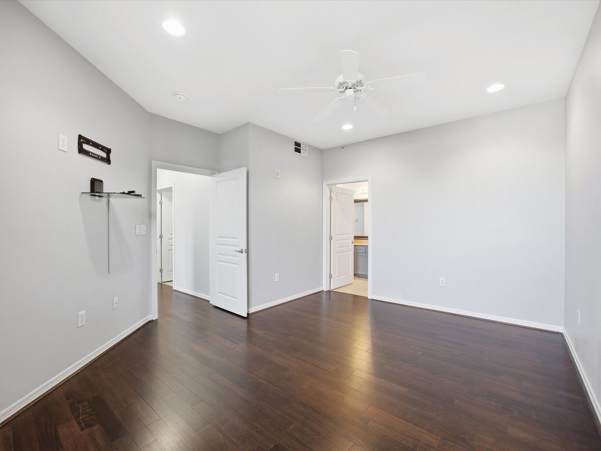 330 Las Colinas Boulevard unit #614