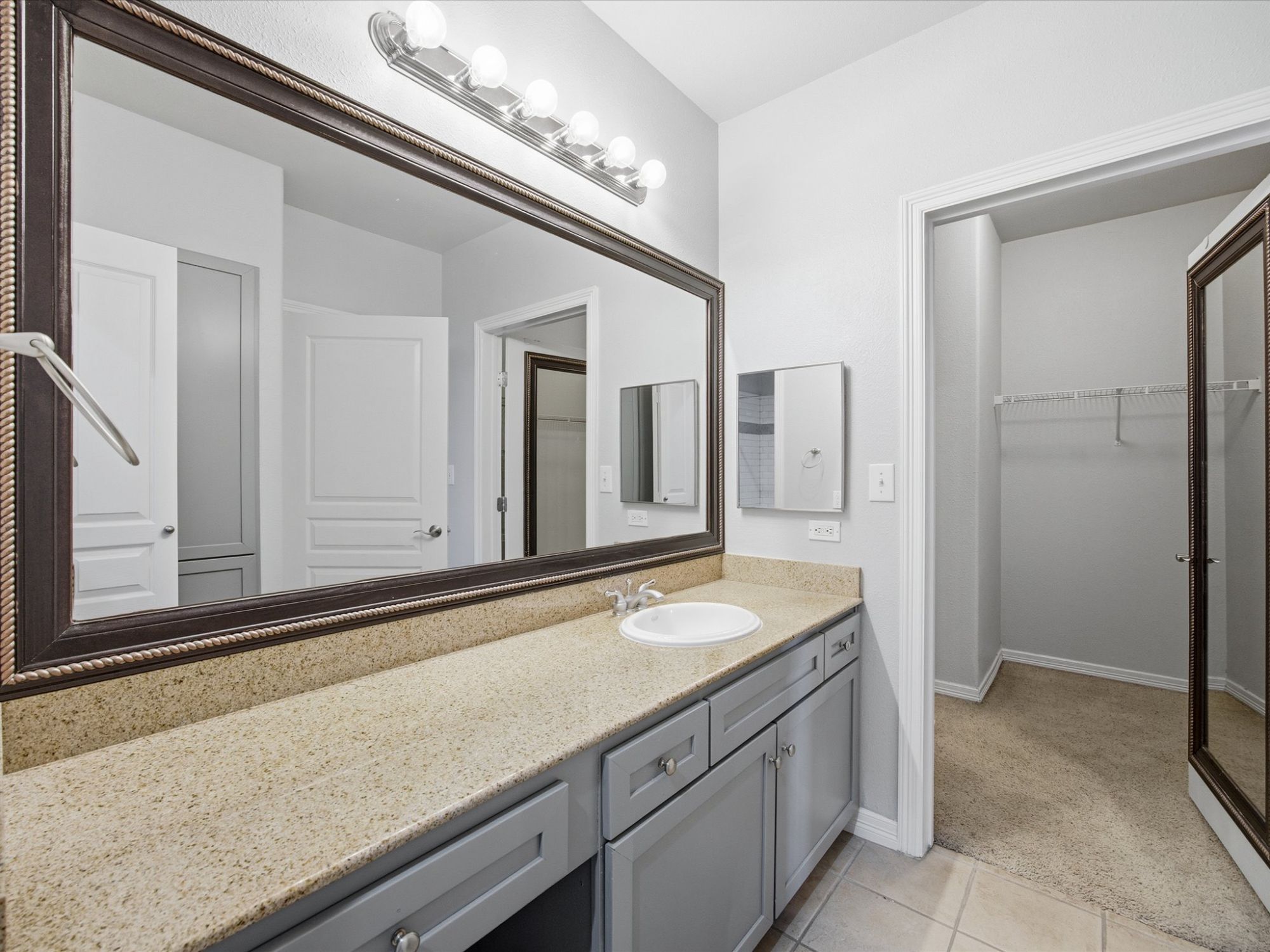 330 Las Colinas Boulevard unit #614