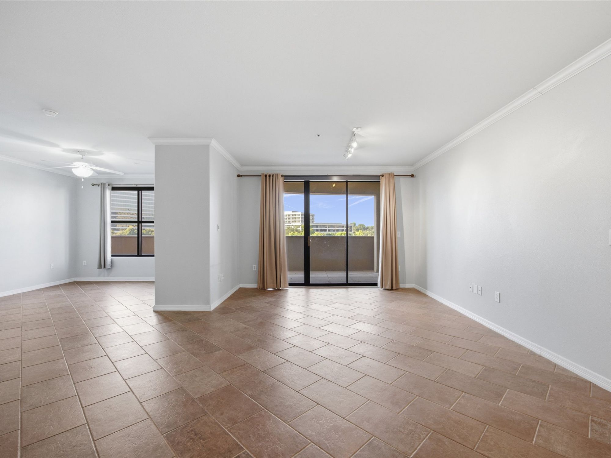 330 Las Colinas Boulevard unit #614