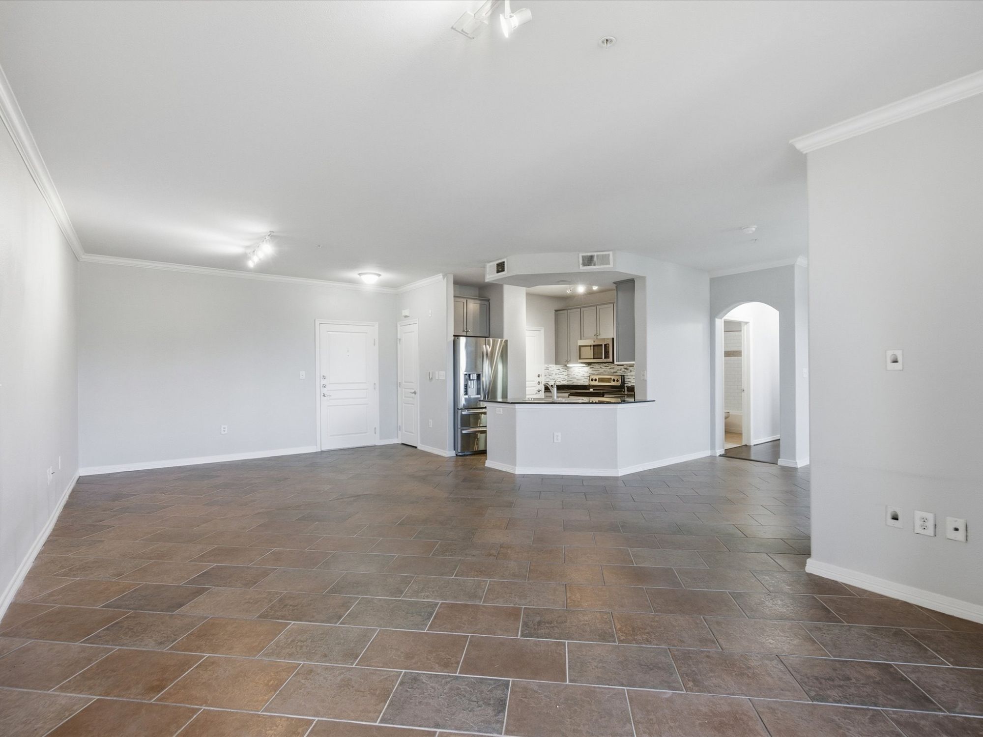 330 Las Colinas Boulevard unit #614