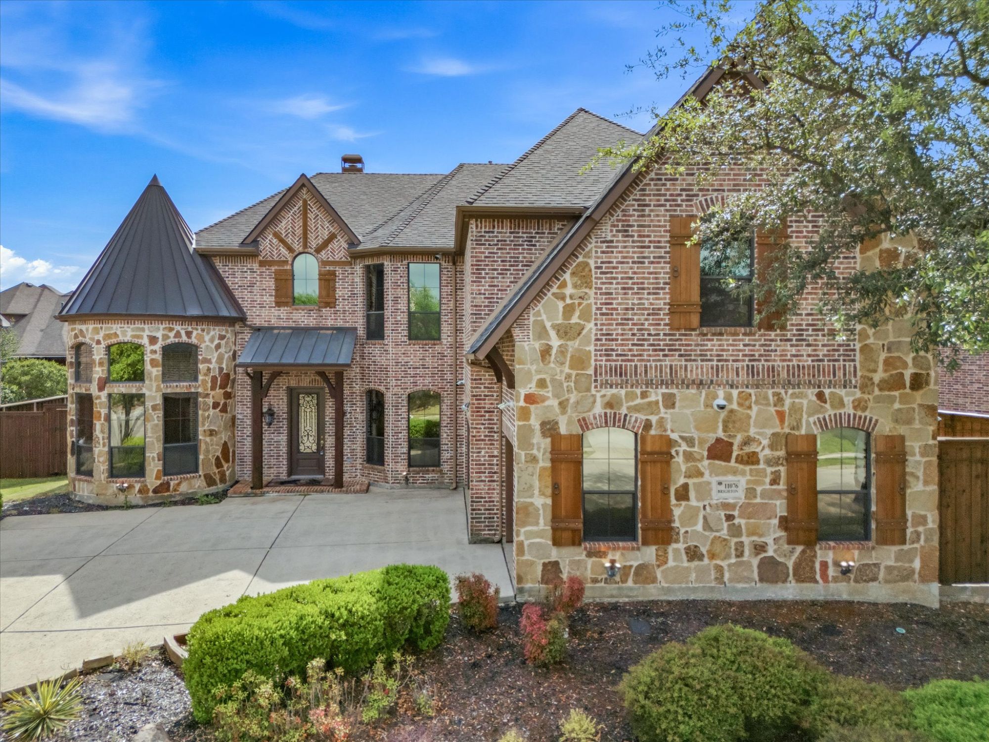 11076 Brighton Lane