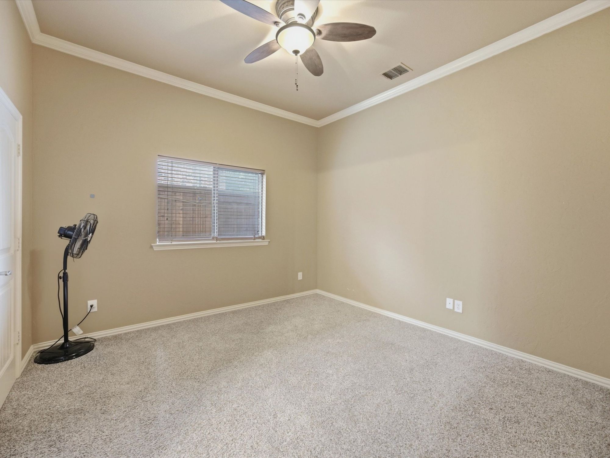 11076 Brighton Lane