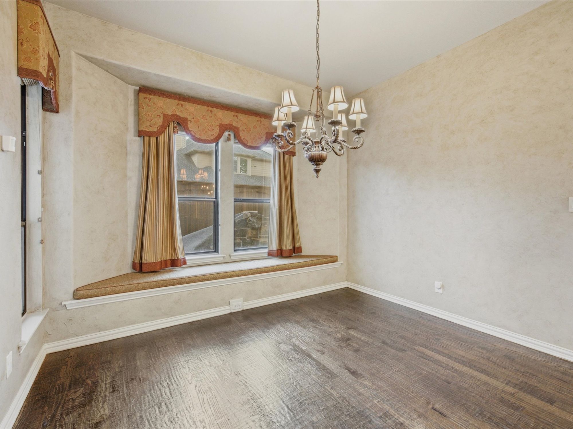 11076 Brighton Lane