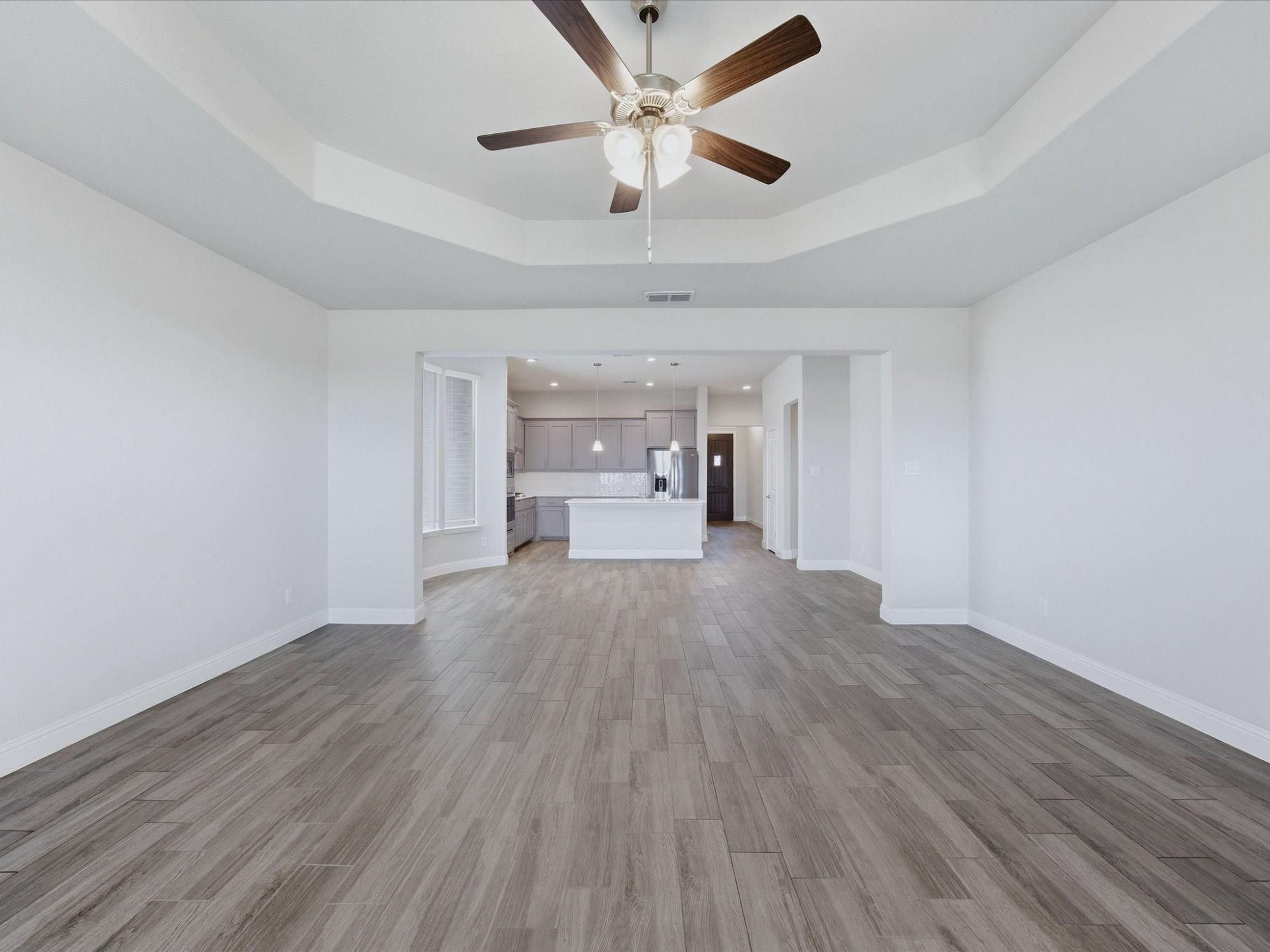 1121 Knightsbridge Road