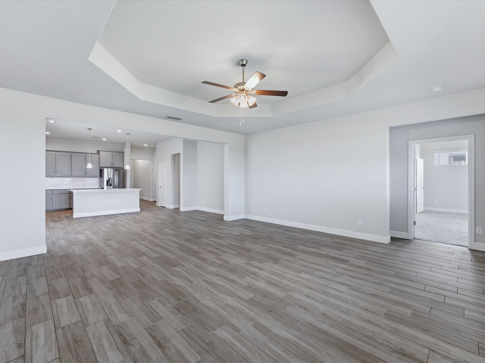 1121 Knightsbridge Road