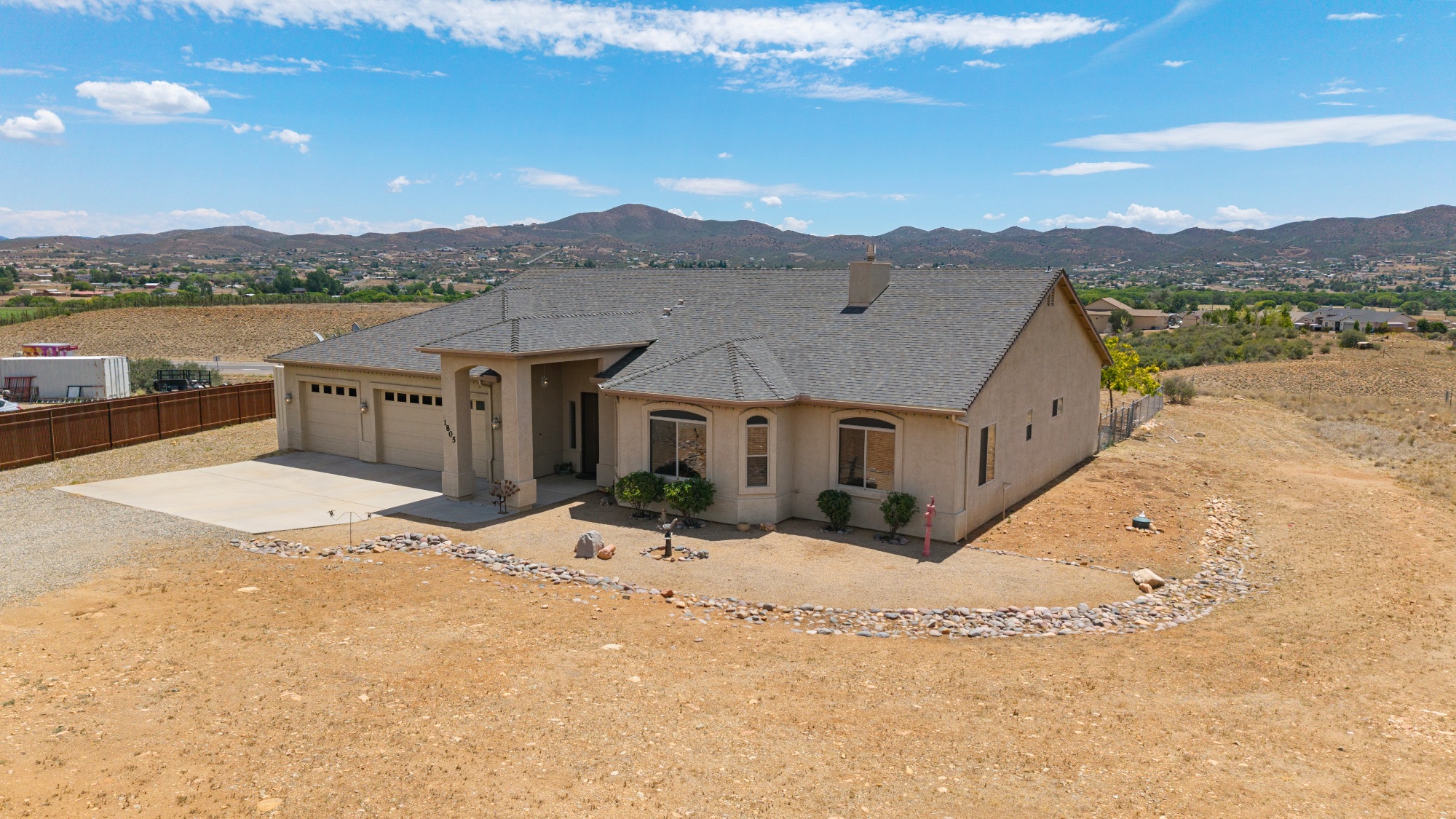 1805 Crooked H Trail