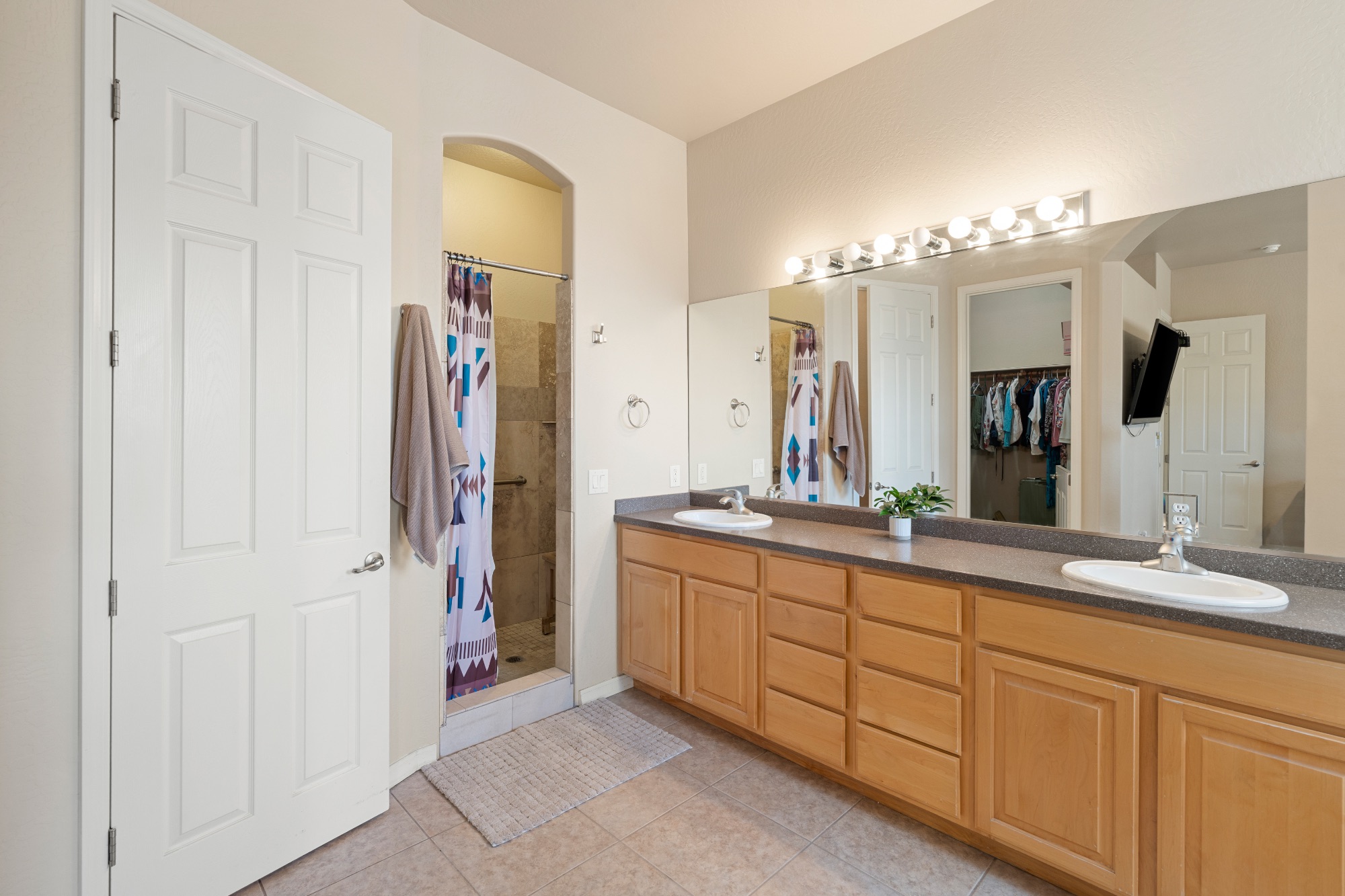 1805 Crooked H Trail