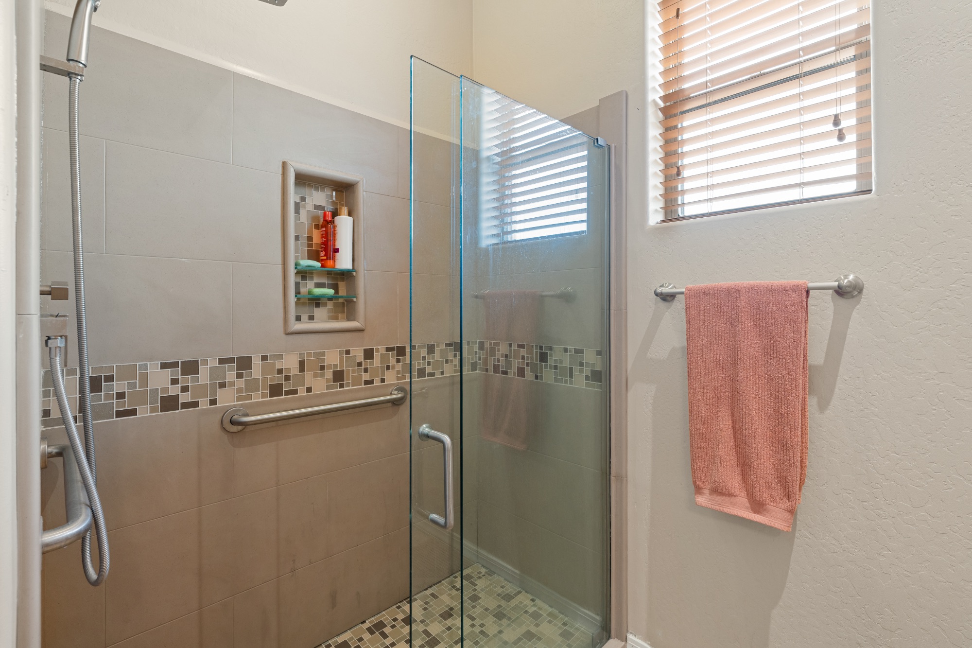 1805 Crooked H Trail