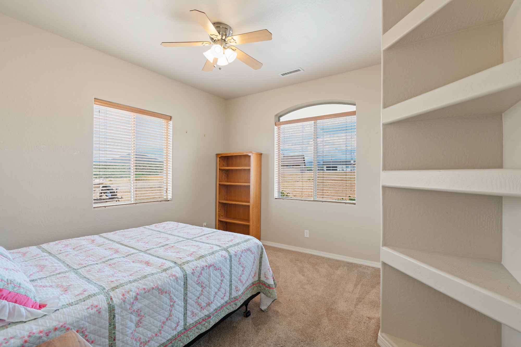 1805 Crooked H Trail
