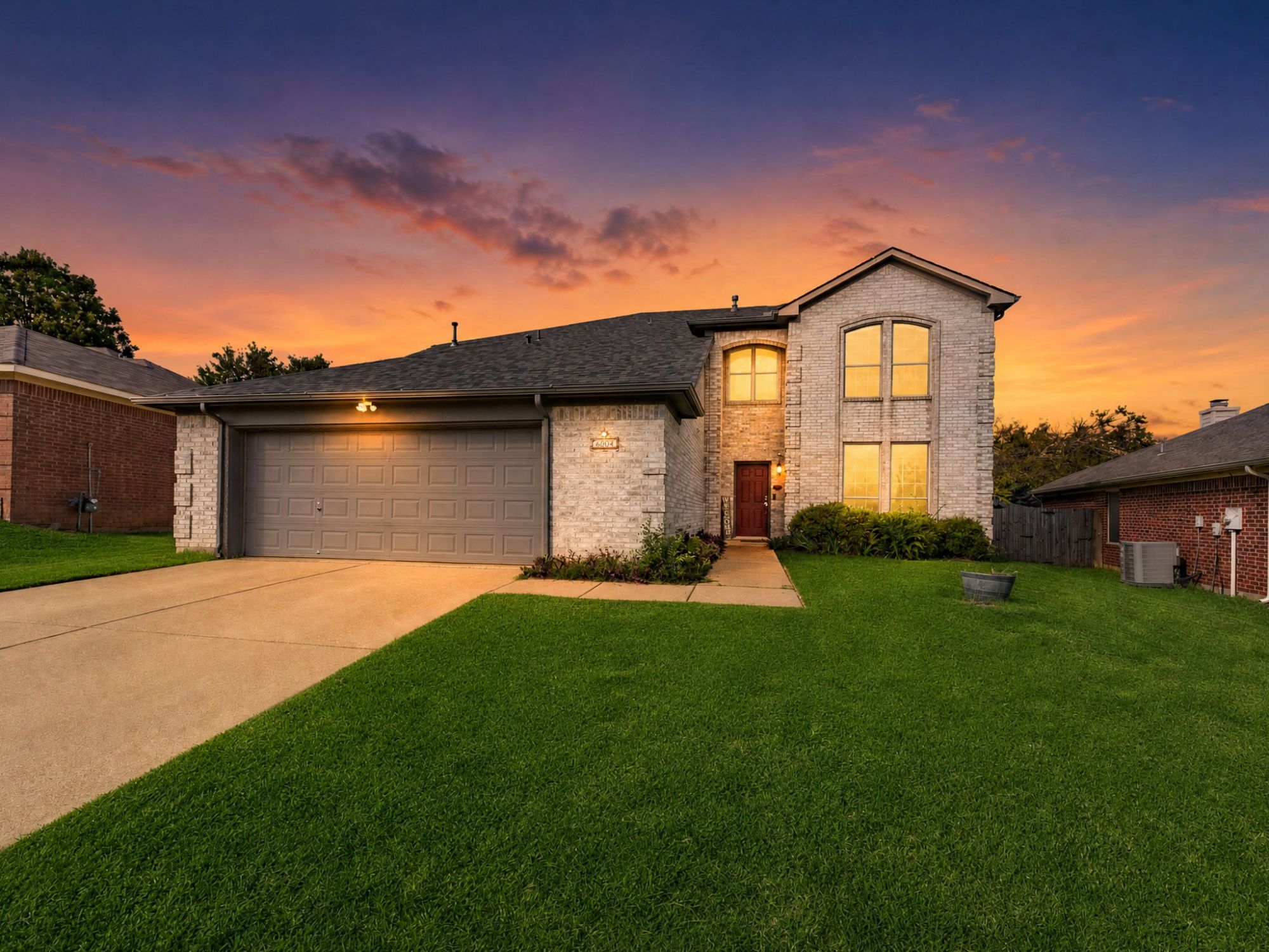 5004 Vaquero Drive