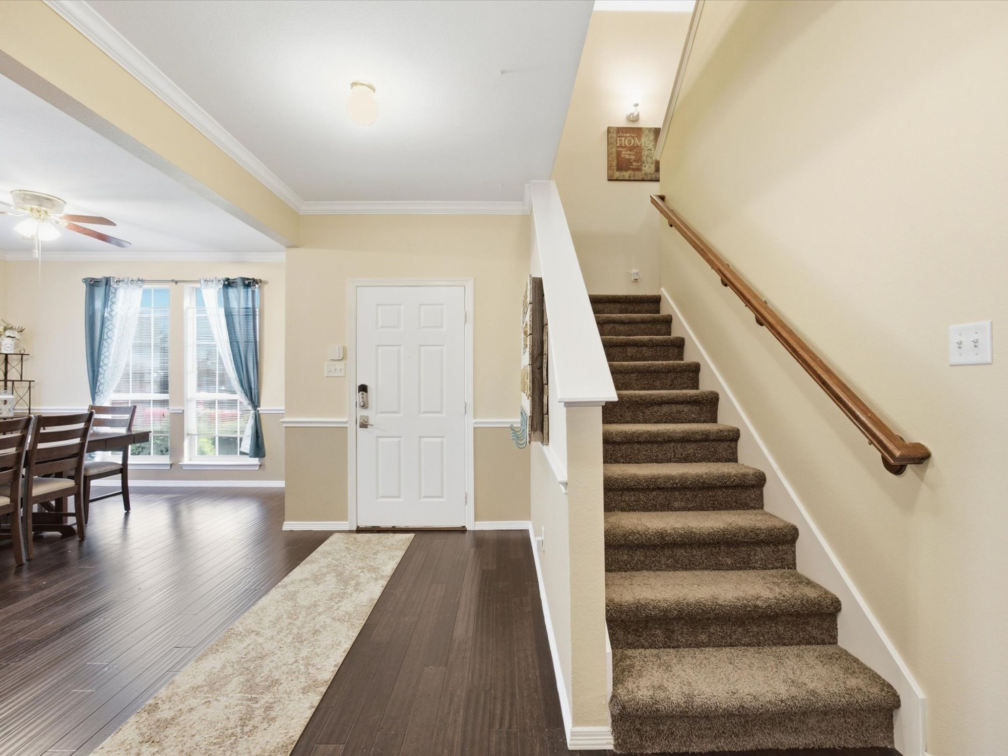 5004 Vaquero Drive