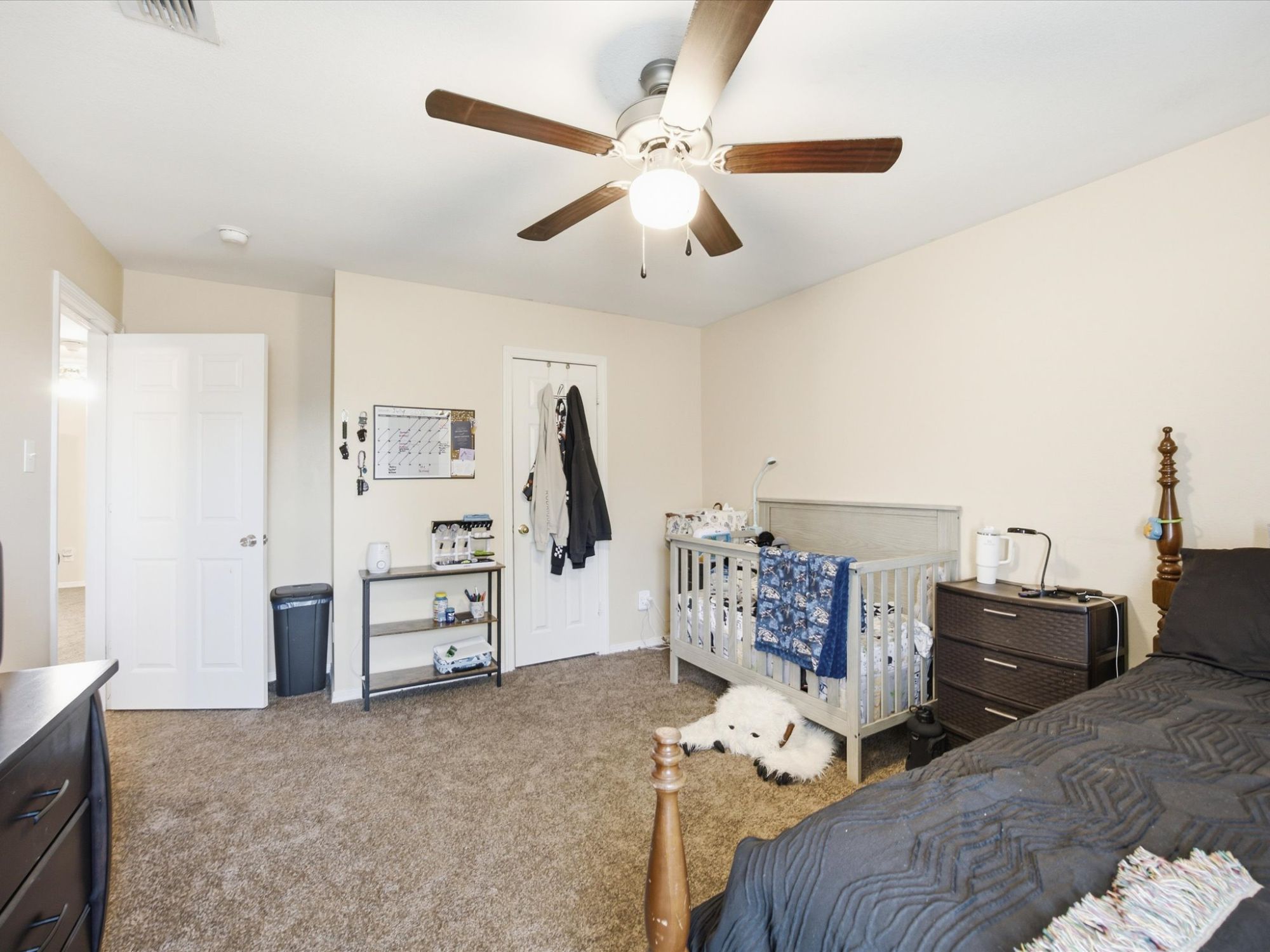 5004 Vaquero Drive