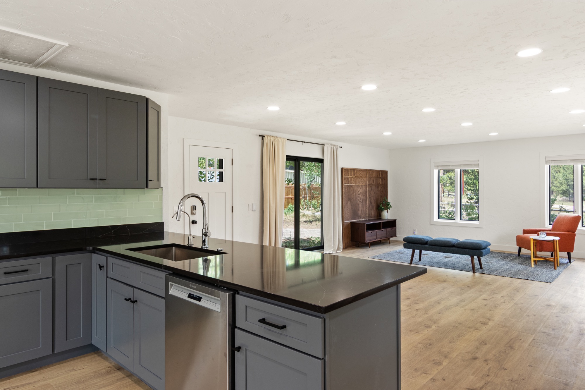 319 Mountain View Drive