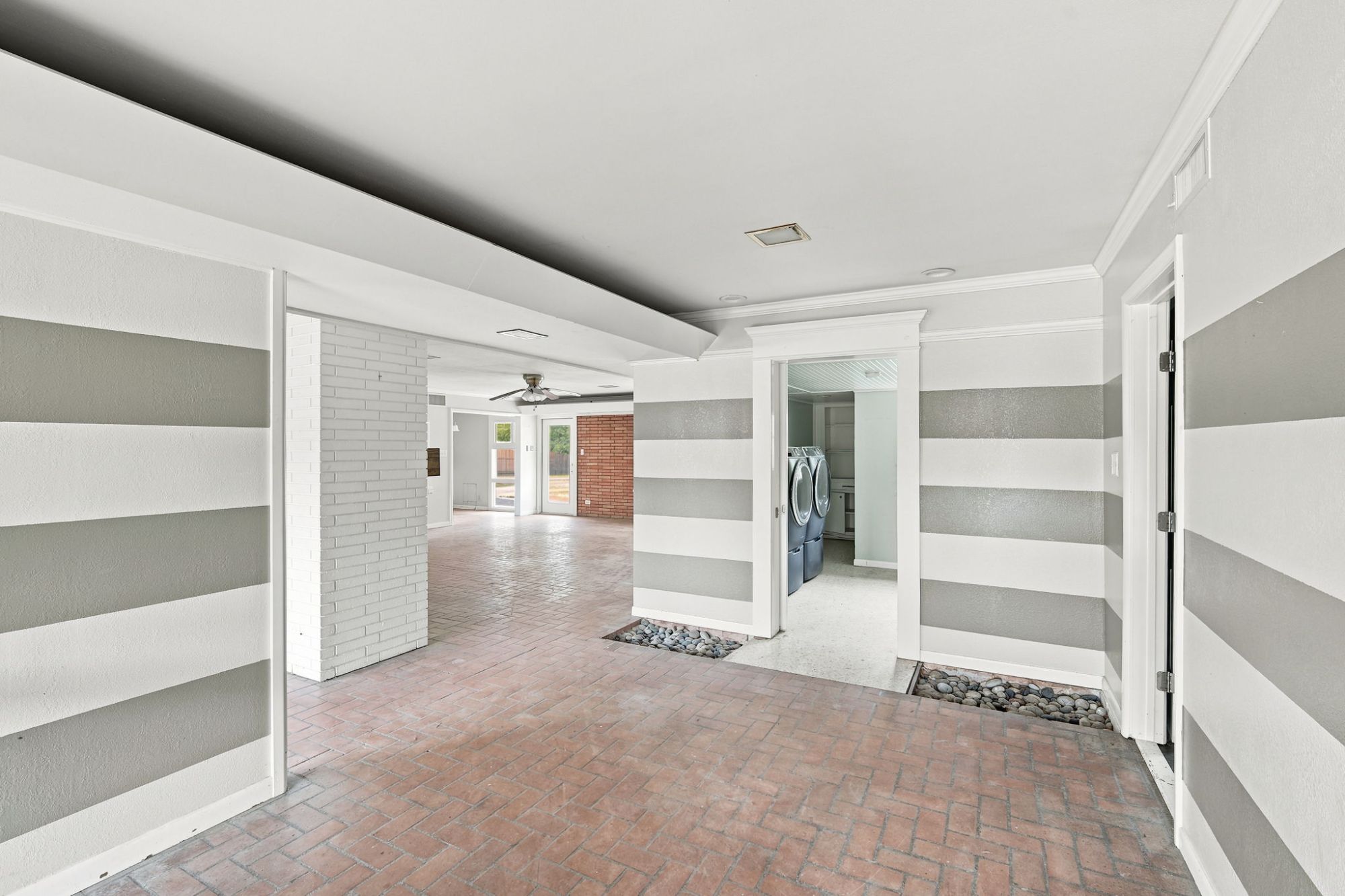 1444 Oaklawn Drive