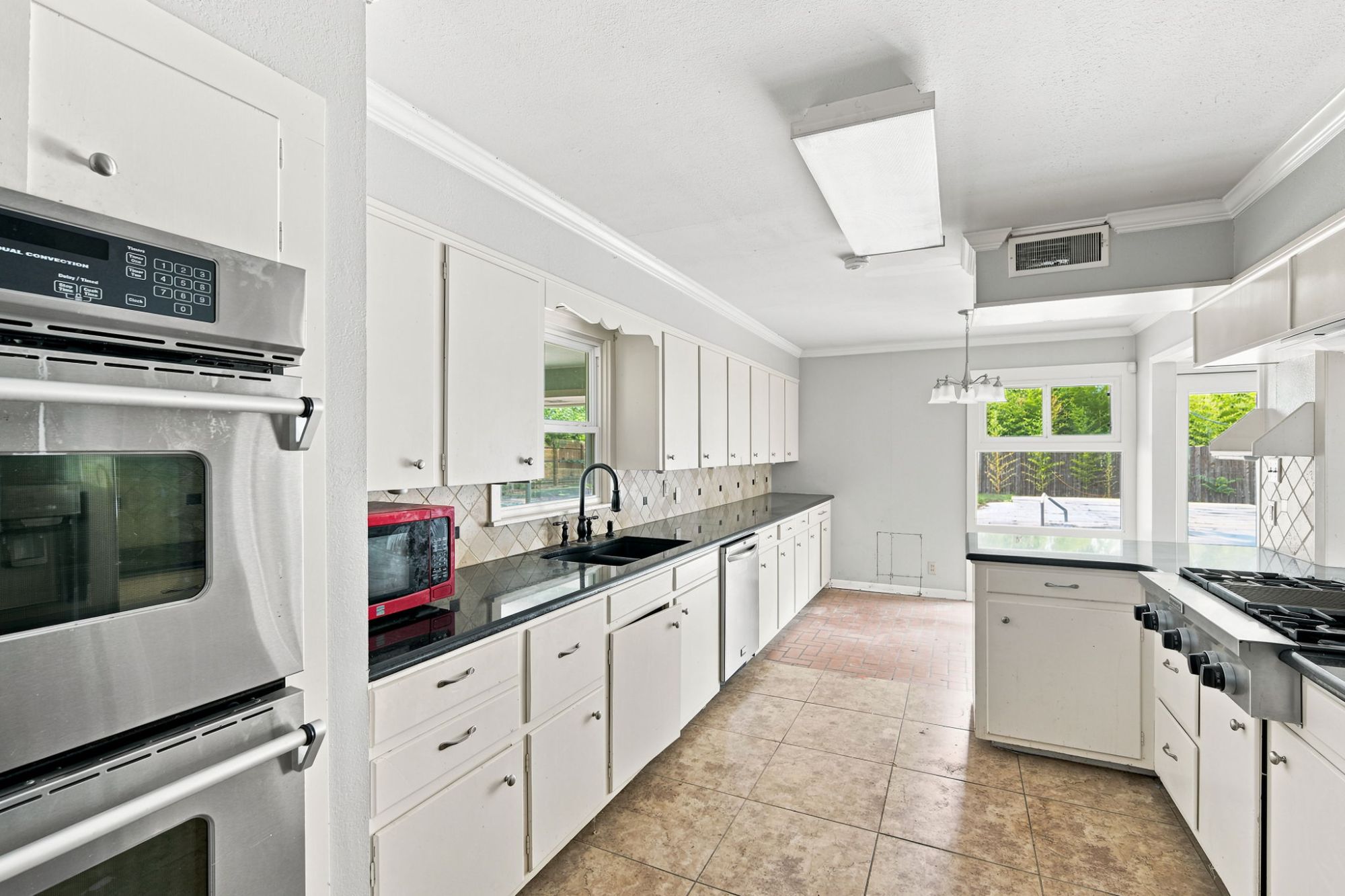 1444 Oaklawn Drive