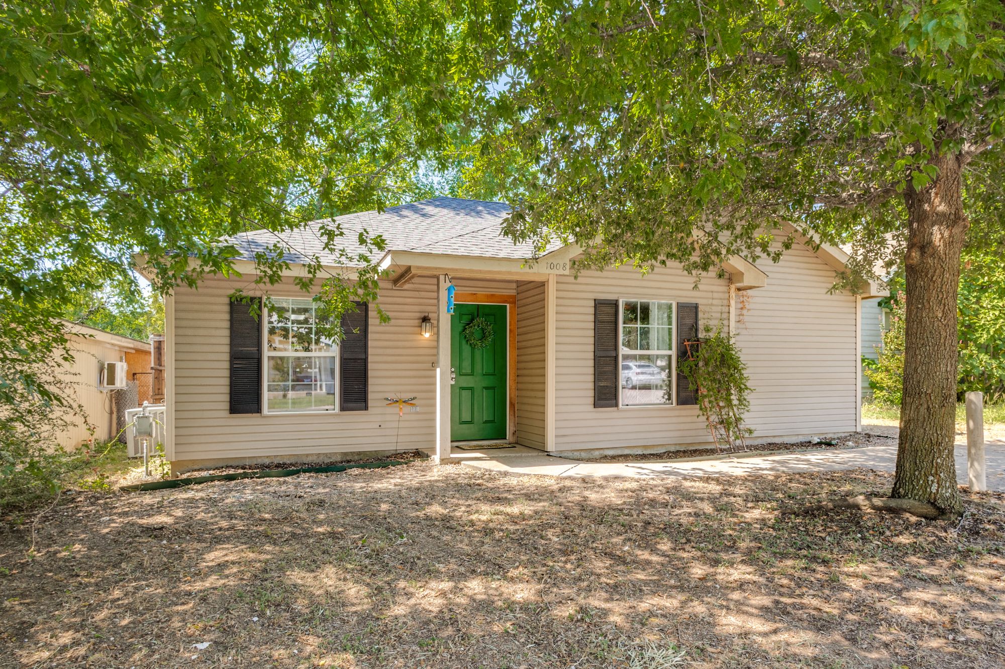 1008 East Prairie Street
