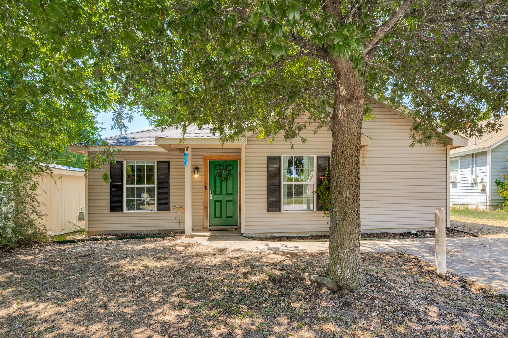 1008 East Prairie Street